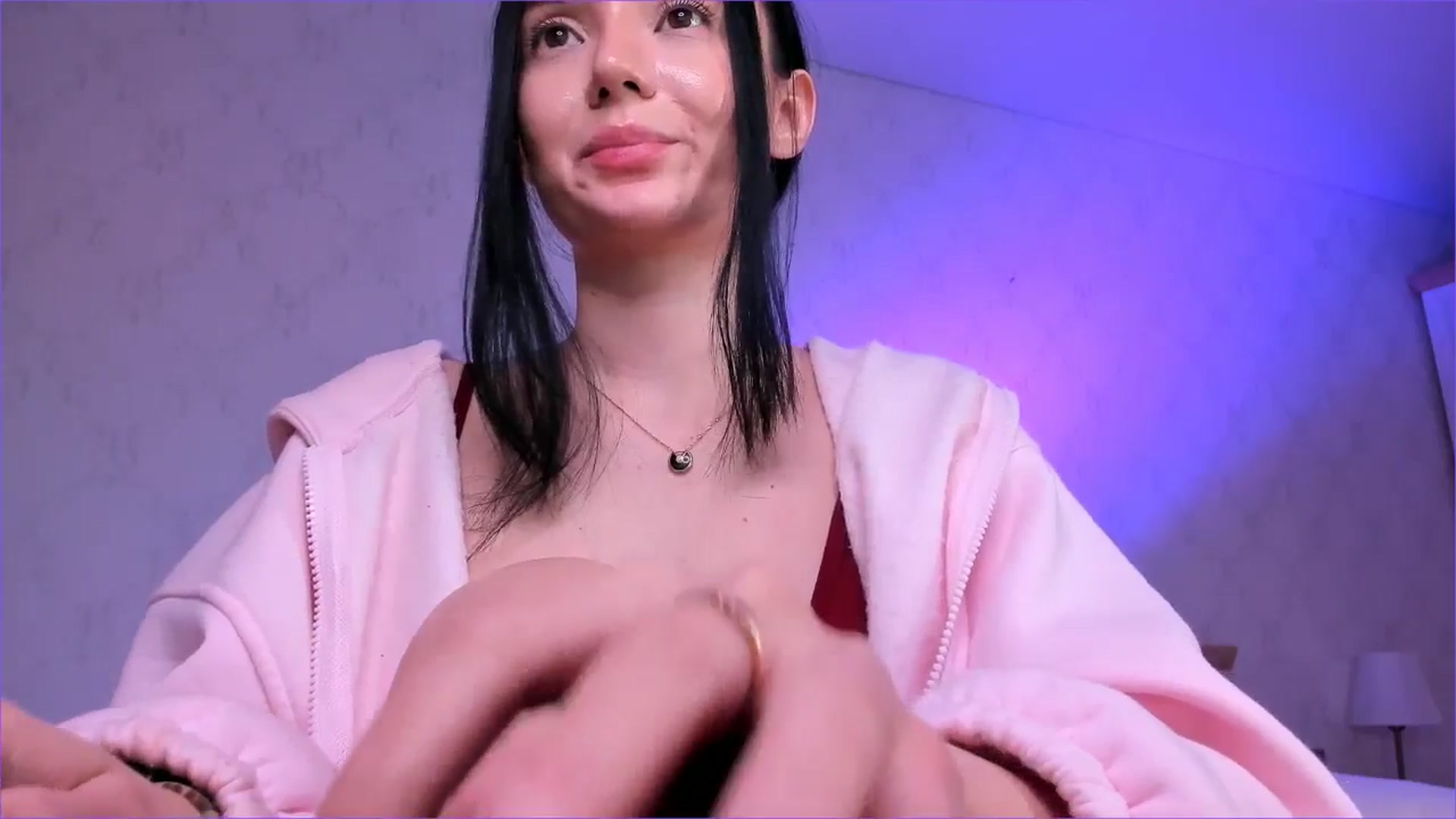 Gallery image thumbnail from Karlee_Grey_'s myfreecams stream on, 12/21/2025, 18:21 image 7 of 20