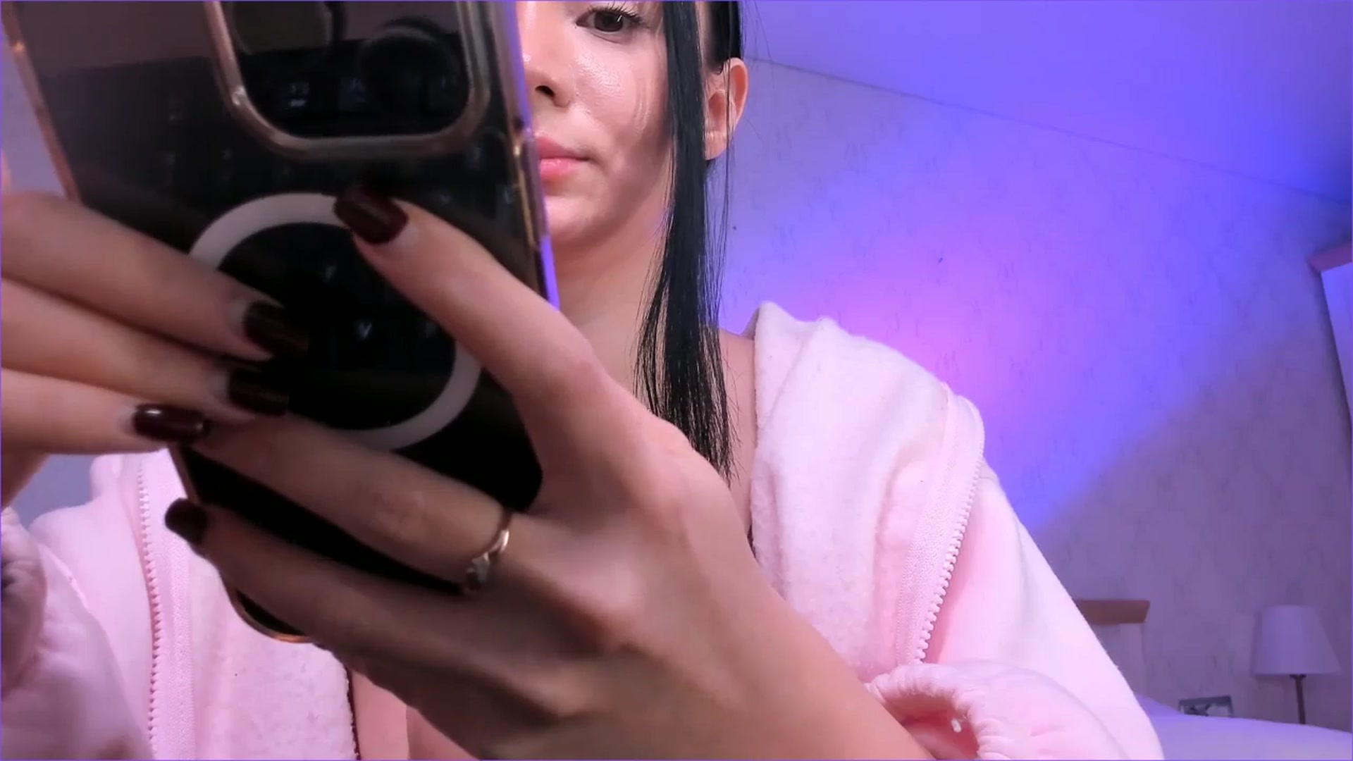 Gallery image thumbnail from Karlee_Grey_'s myfreecams stream on, 12/21/2025, 18:21 image 8 of 20