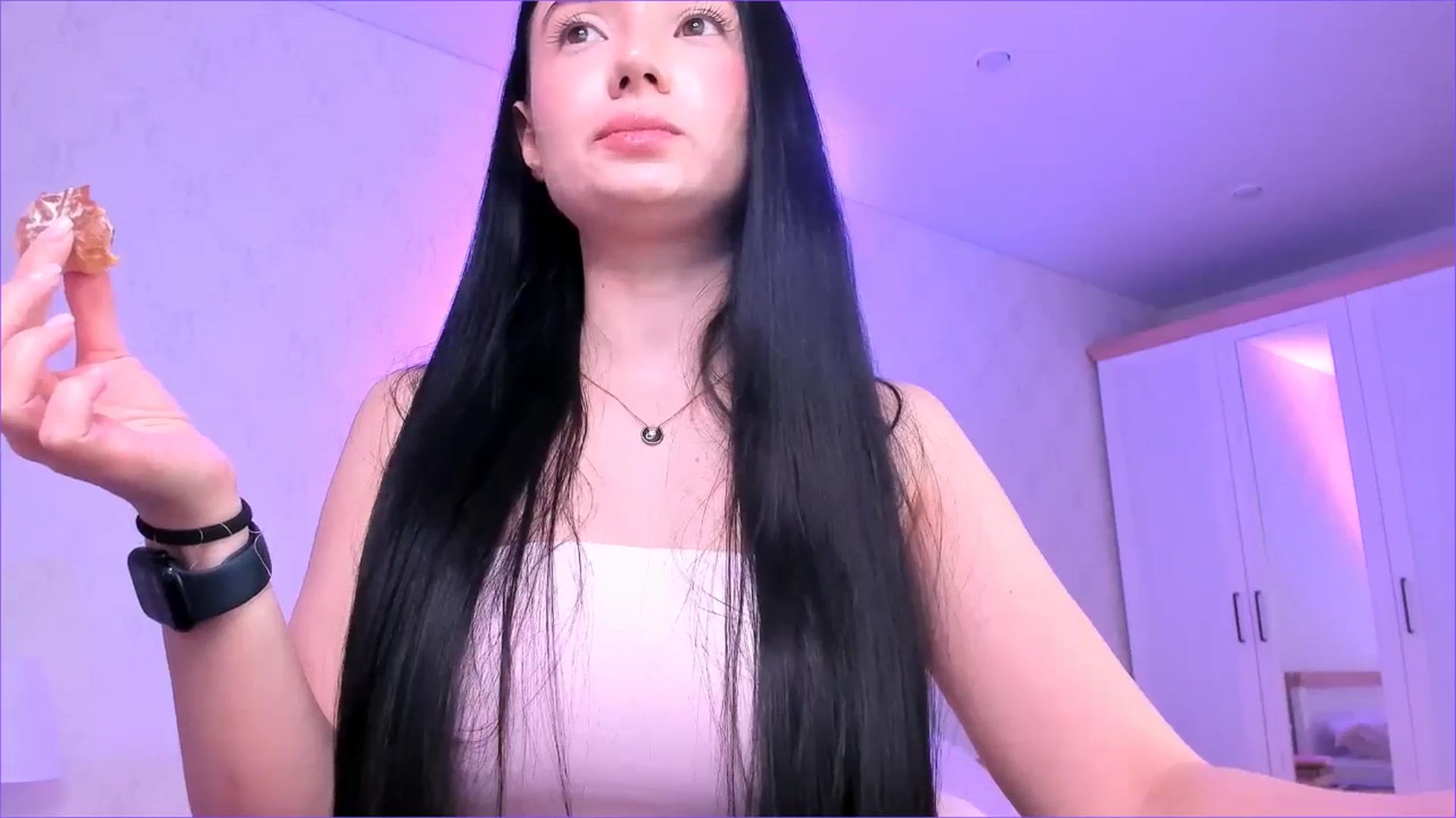 Gallery image thumbnail from Karlee_Grey_'s myfreecams stream on, 01/09/2026, 18:09 image 6 of 20