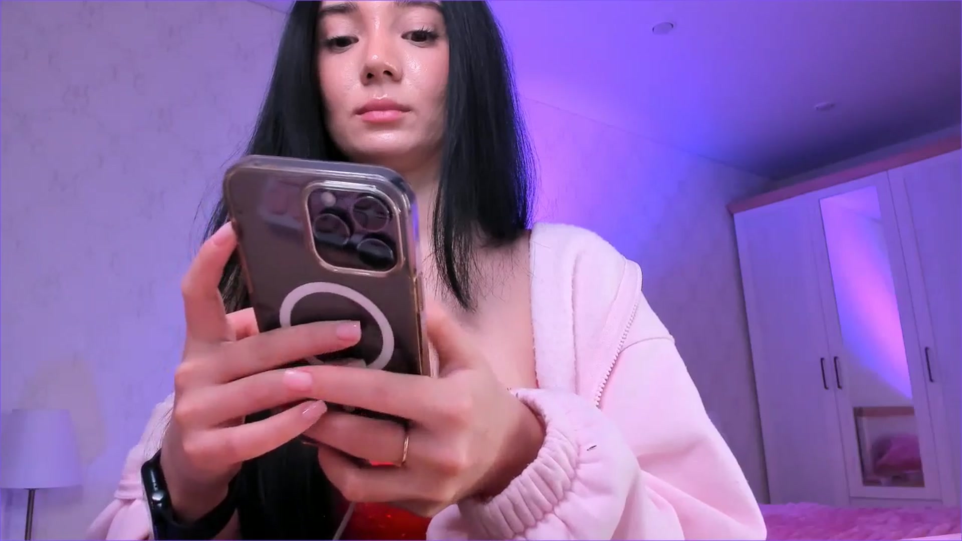 Gallery image thumbnail from Karlee_Grey_'s myfreecams stream on, 01/27/2026, 17:27 image 12 of 20