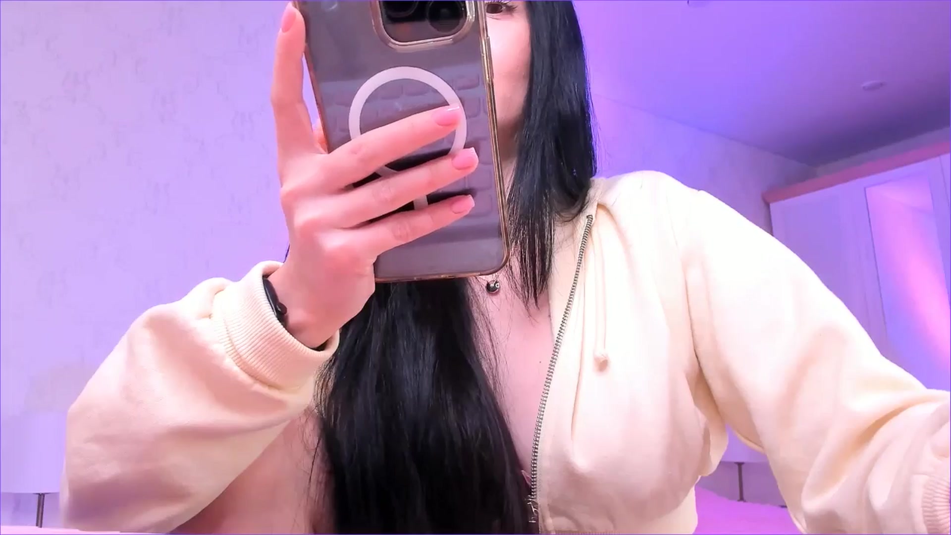Gallery image thumbnail from Karlee_Grey_'s myfreecams stream on, 02/16/2026, 08:08 image 14 of 20