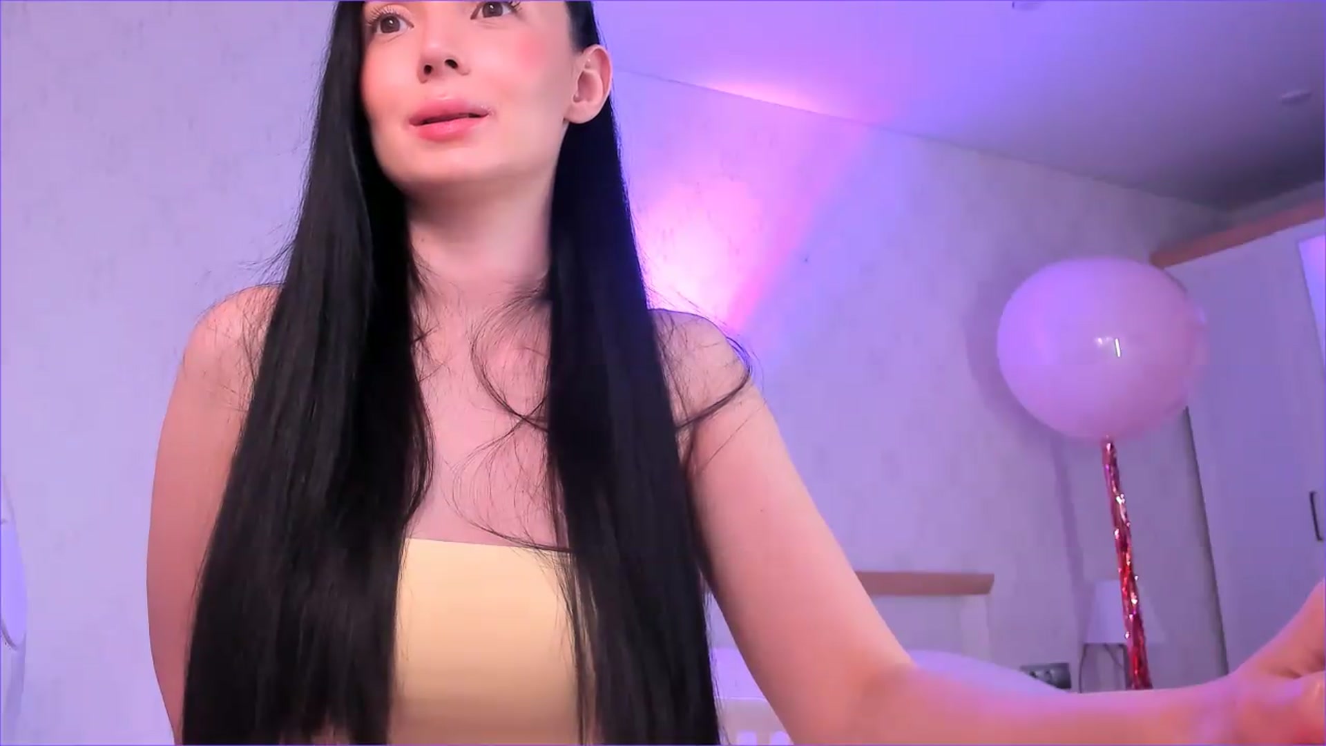 Gallery image thumbnail from Karlee_Grey_'s myfreecams stream on, 07/08/2026, 19:28 image 10 of 20