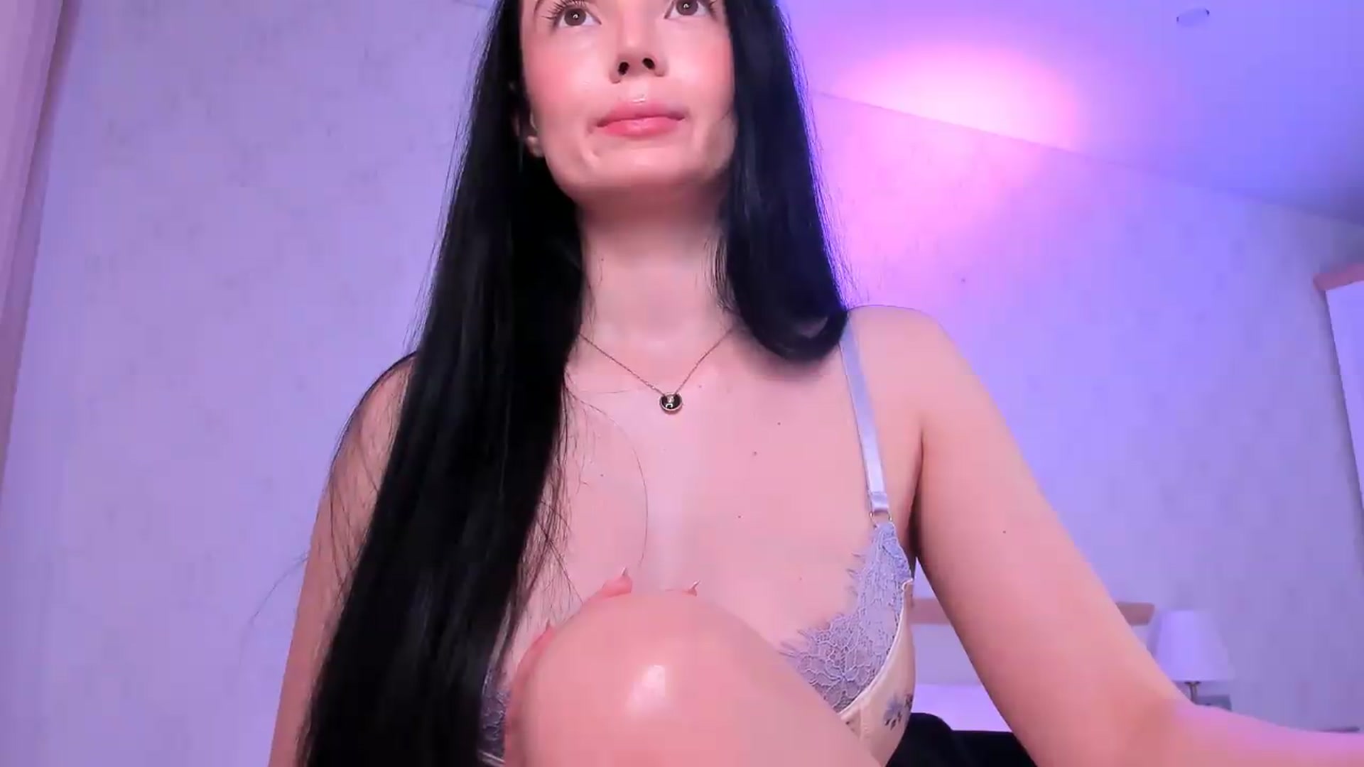 Gallery image thumbnail from Karlee_Grey_'s myfreecams stream on, 08/27/2026, 17:28 image 13 of 20
