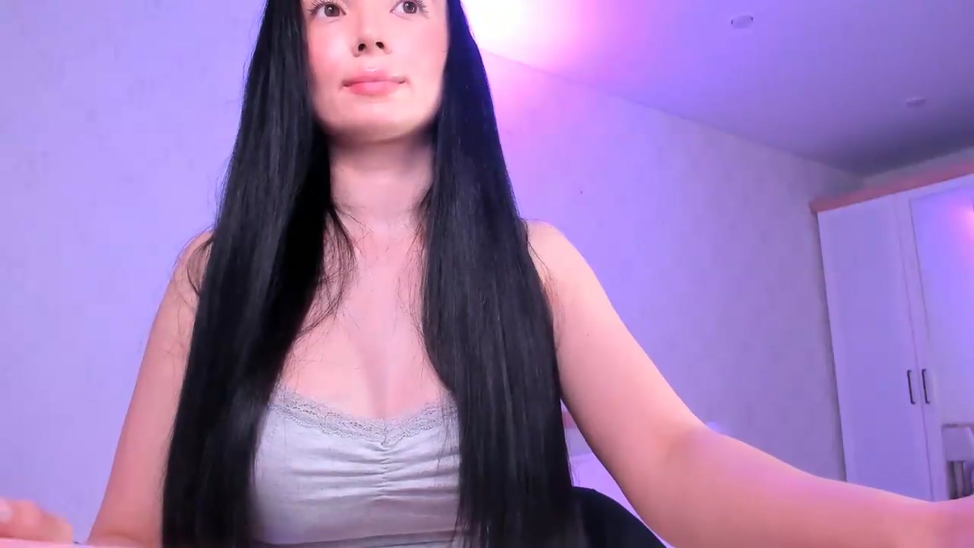 Gallery image thumbnail from Karlee_Grey_'s myfreecams stream on, 09/06/2026, 18:18 image 4 of 20