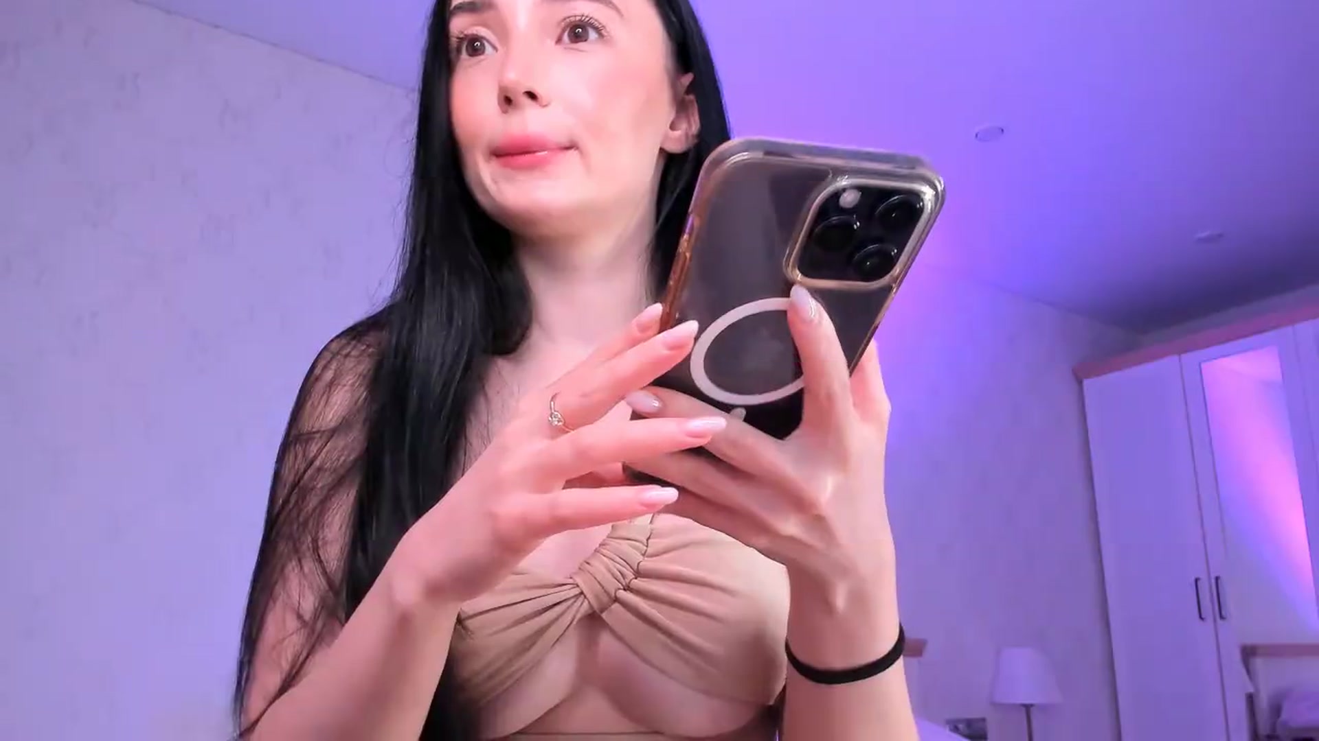 Gallery image thumbnail from Karlee_Grey_'s myfreecams stream on, 09/09/2026, 18:04 image 4 of 20
