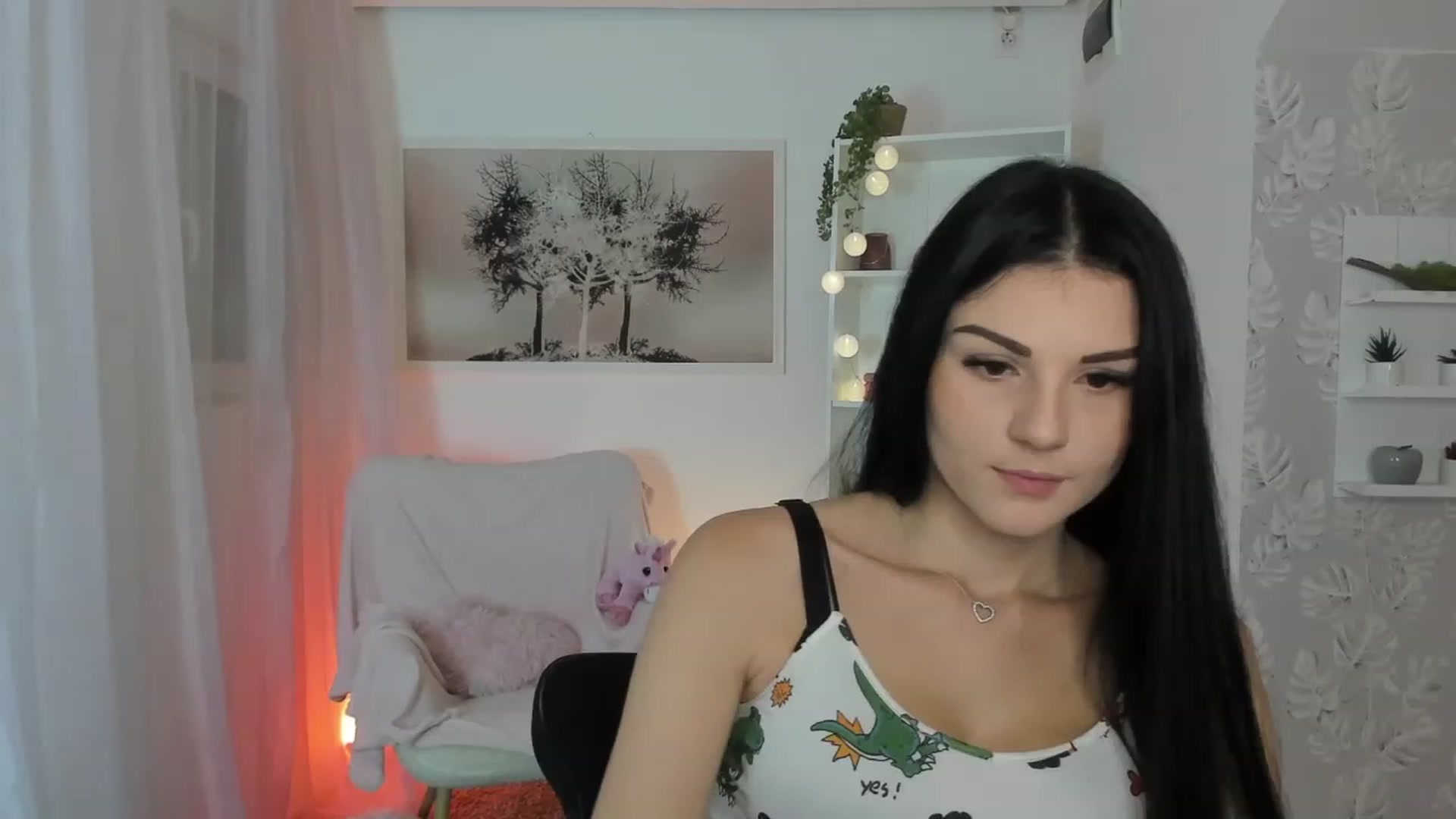 Gallery image thumbnail from Karlee_Grey__'s myfreecams stream on, 09/05/2023, 08:37 image 8 of 20