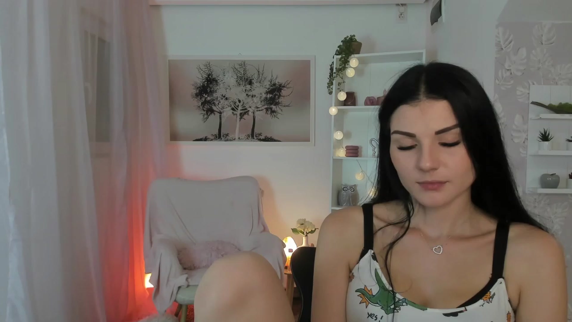 Gallery image thumbnail from Karlee_Grey__'s myfreecams stream on, 09/05/2023, 12:29 image 10 of 20