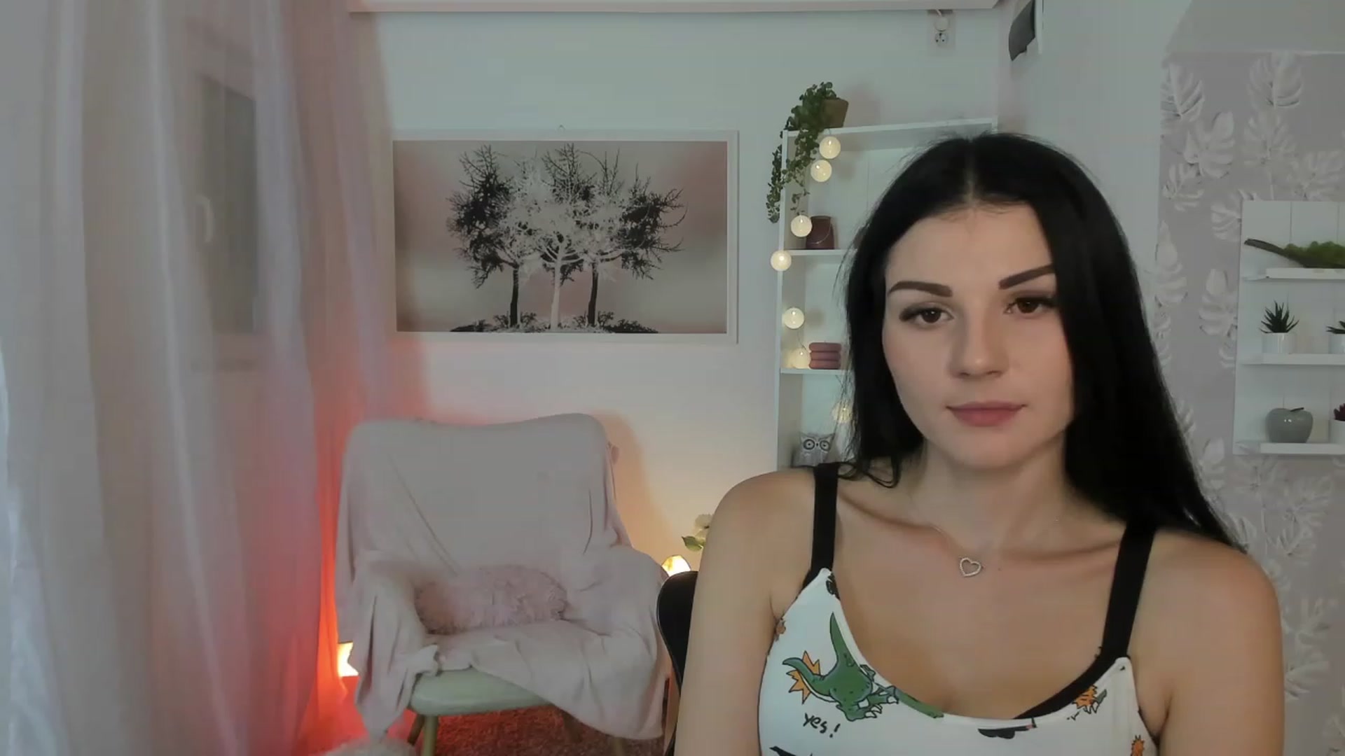 Gallery image thumbnail from Karlee_Grey__'s myfreecams stream on, 09/05/2023, 12:29 image 18 of 20