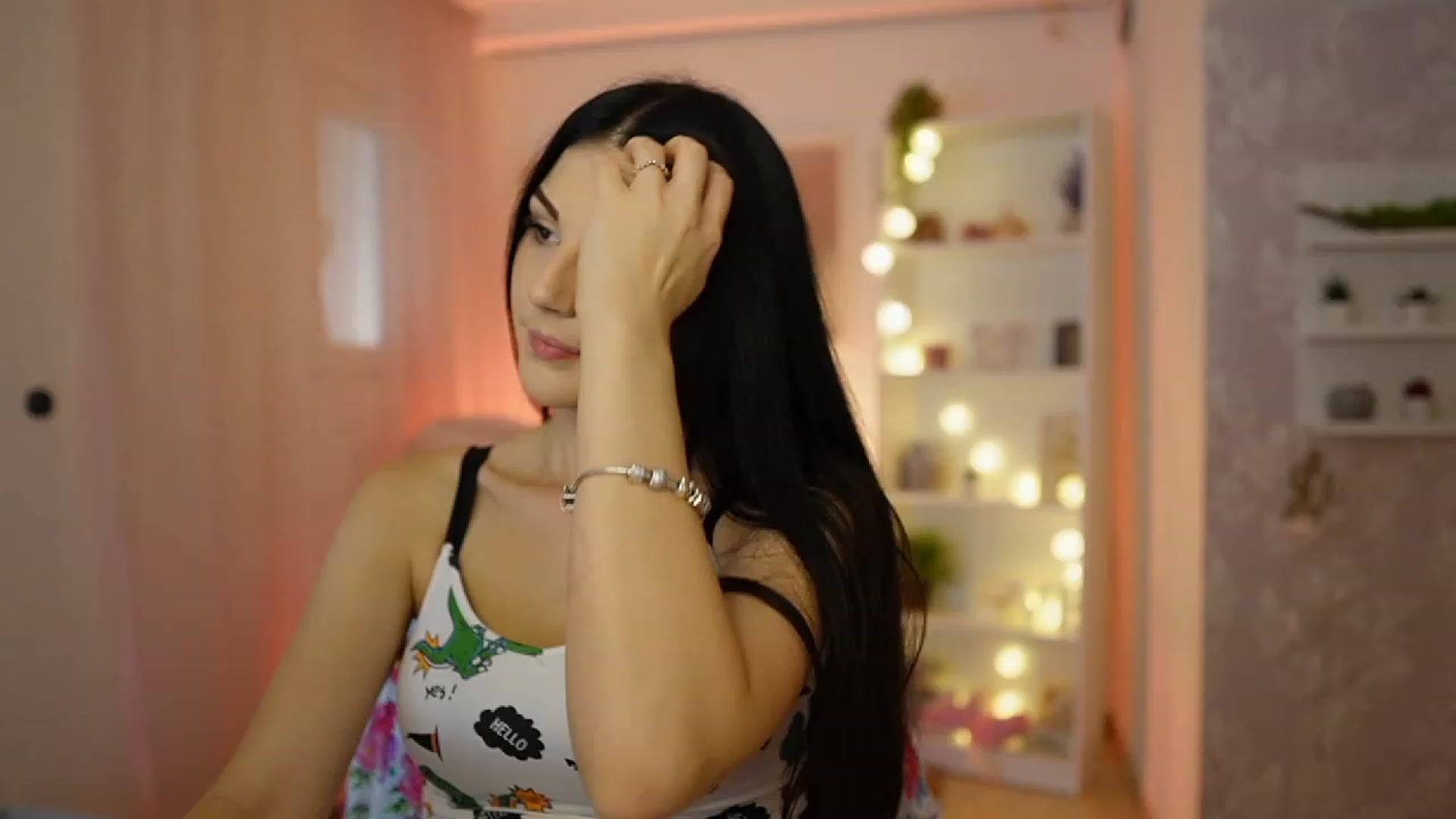 Gallery image thumbnail from Karlee_Grey__'s myfreecams stream on, 09/12/2023, 09:33 image 8 of 20