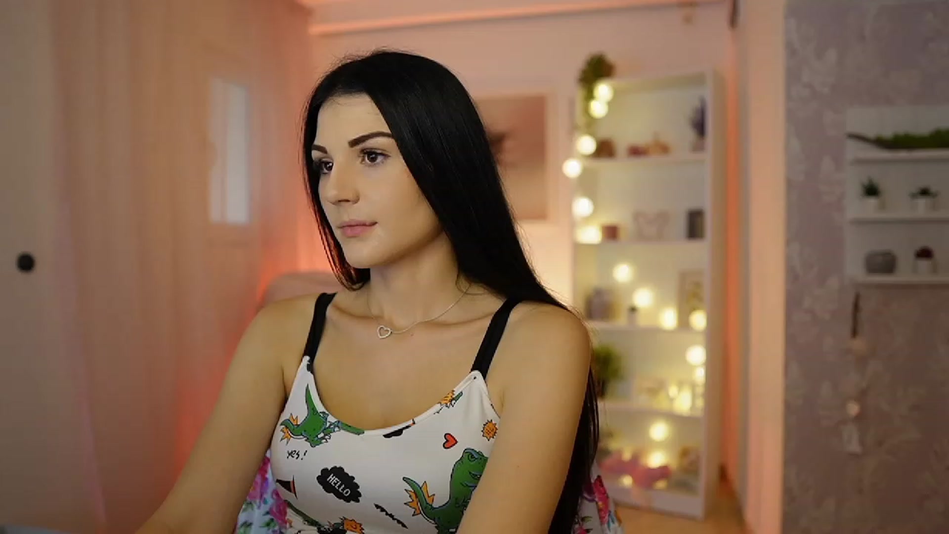 Gallery image thumbnail from Karlee_Grey__'s myfreecams stream on, 09/12/2023, 09:33 image 10 of 20