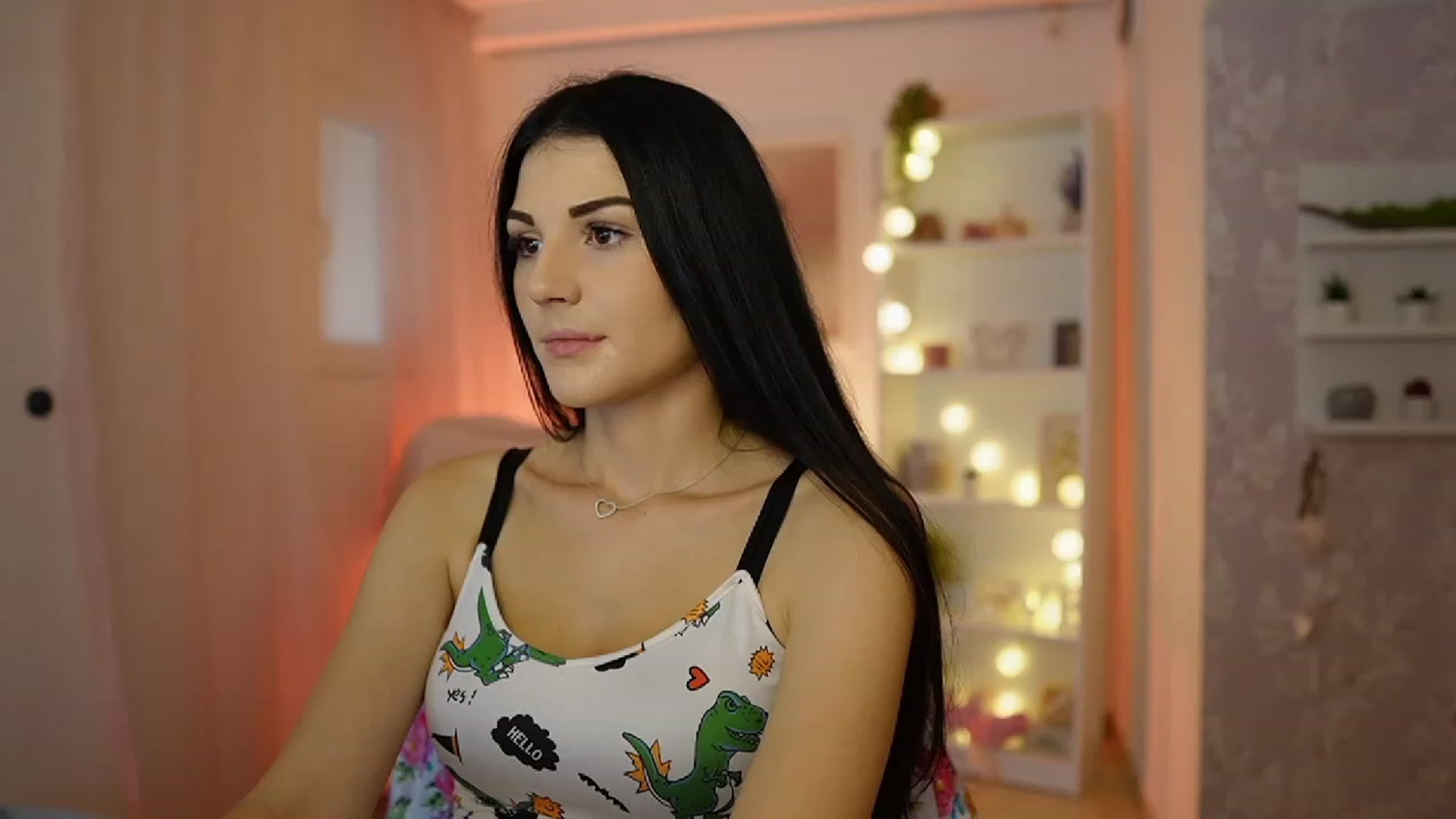 Gallery image thumbnail from Karlee_Grey__'s myfreecams stream on, 09/12/2023, 09:33 image 13 of 20