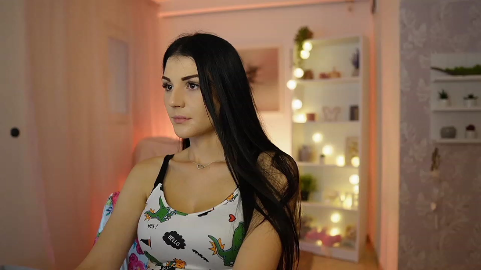 Gallery image thumbnail from Karlee_Grey__'s myfreecams stream on, 09/12/2023, 10:57 image 18 of 20