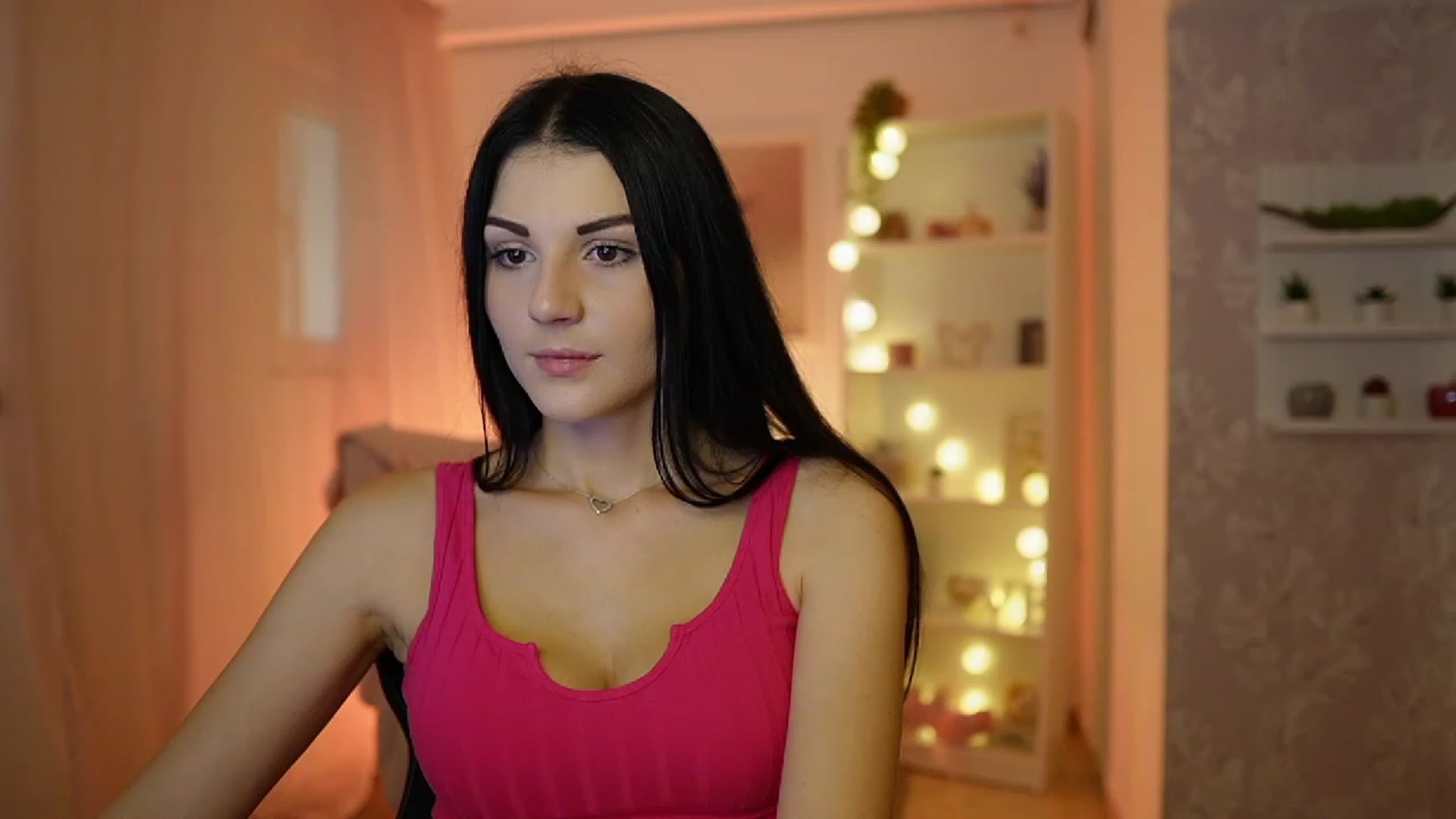 Gallery image thumbnail from Karlee_Grey__'s myfreecams stream on, 09/14/2023, 10:16 image 14 of 20