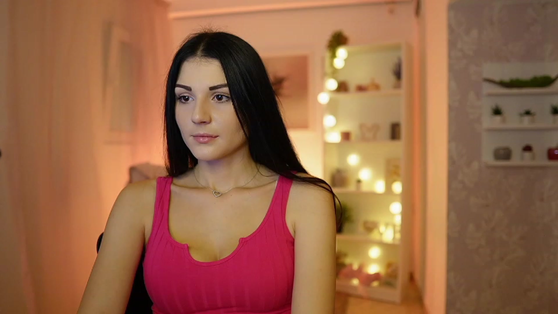 Gallery image thumbnail from Karlee_Grey__'s myfreecams stream on, 09/14/2023, 10:16 image 2 of 20