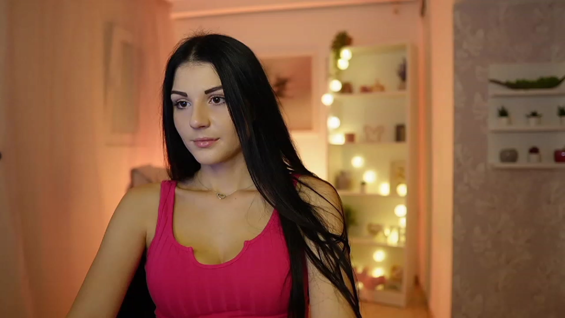 Gallery image thumbnail from Karlee_Grey__'s myfreecams stream on, 09/14/2023, 10:16 image 4 of 20