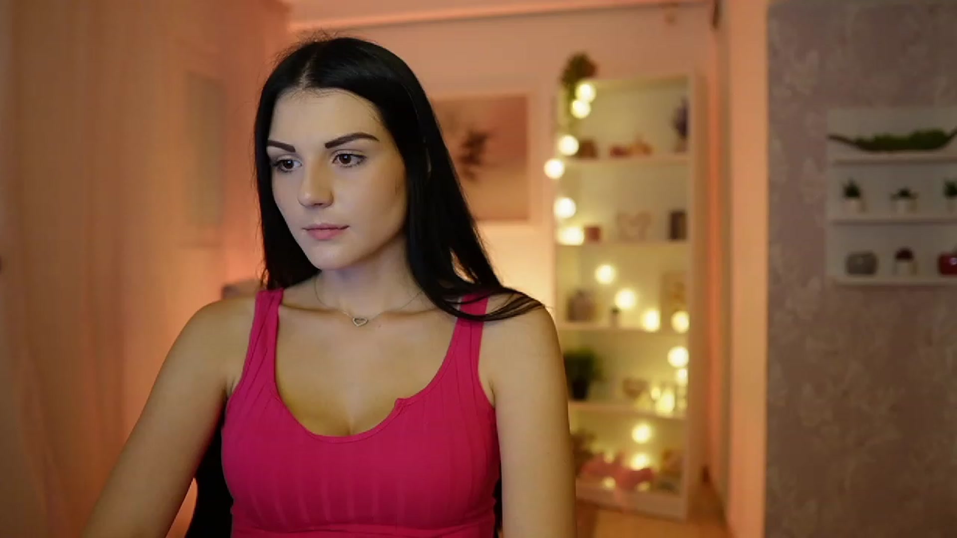 Gallery image thumbnail from Karlee_Grey__'s myfreecams stream on, 09/14/2023, 11:29 image 16 of 20