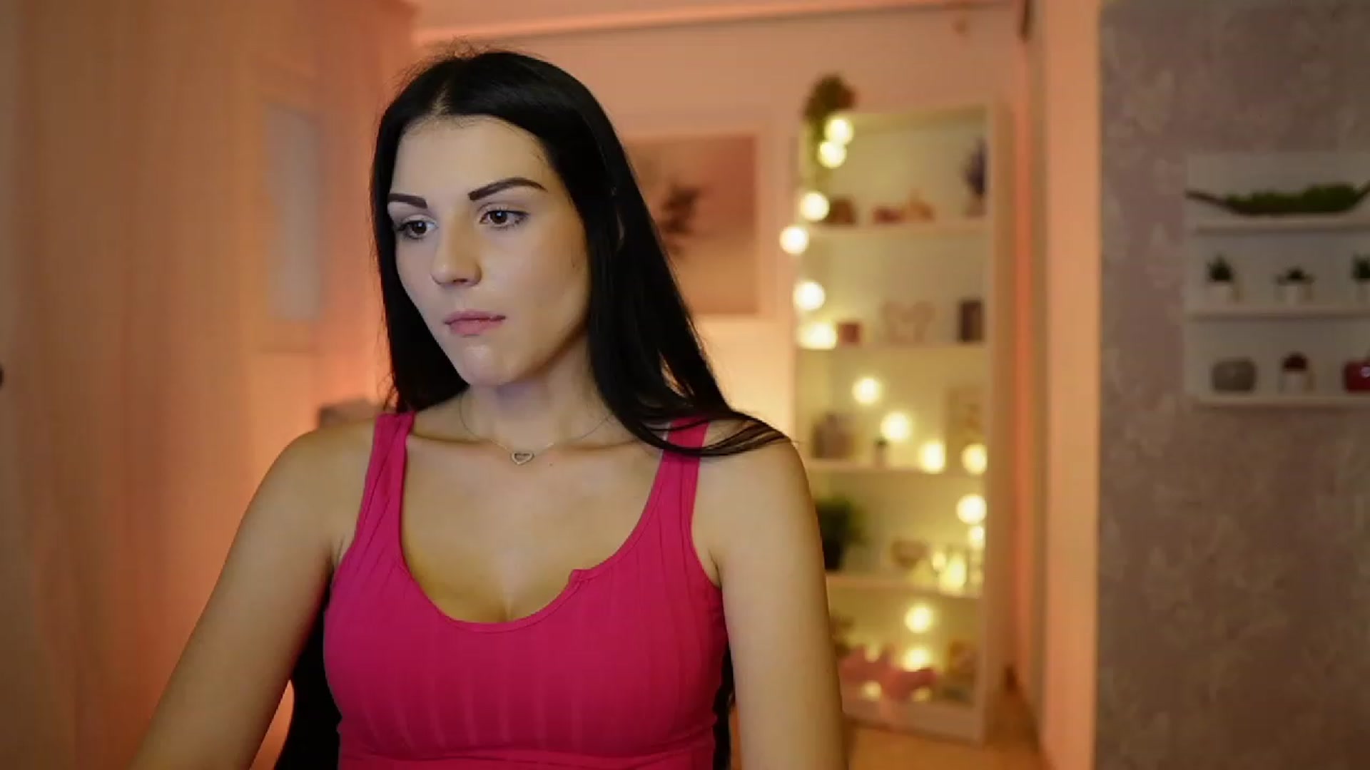 Gallery image thumbnail from Karlee_Grey__'s myfreecams stream on, 09/14/2023, 11:29 image 15 of 20