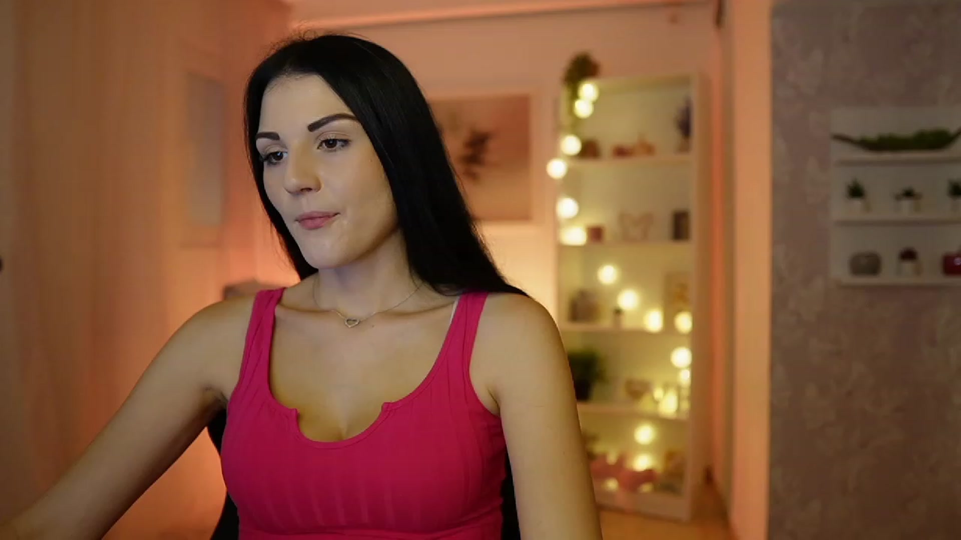 Gallery image thumbnail from Karlee_Grey__'s myfreecams stream on, 09/14/2023, 11:29 image 2 of 20