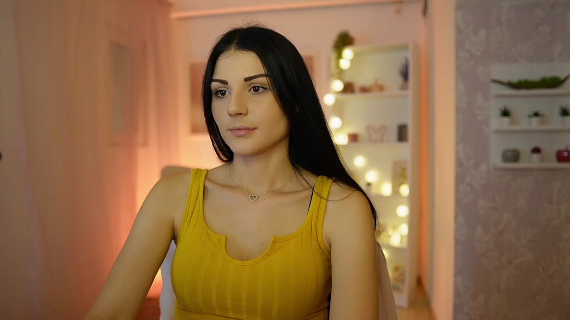 Gallery image thumbnail from Karlee_Grey__'s myfreecams stream on, 09/18/2023, 11:29 image 18 of 20