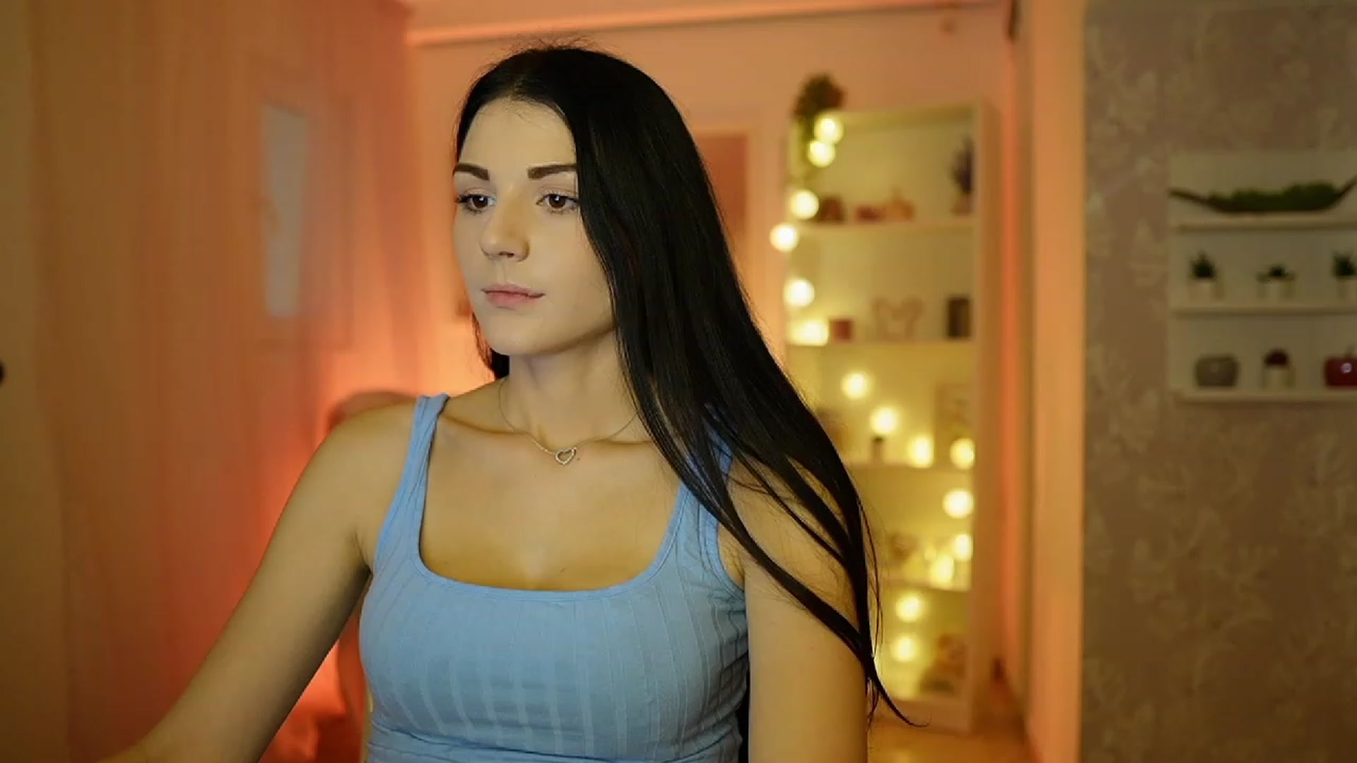 Gallery image thumbnail from Karlee_Grey__'s myfreecams stream on, 09/19/2023, 08:47 image 2 of 20
