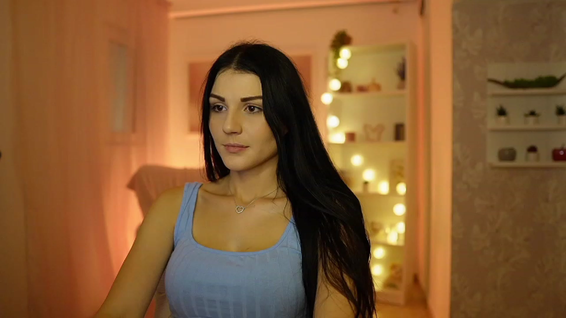 Gallery image thumbnail from Karlee_Grey__'s myfreecams stream on, 09/19/2023, 12:17 image 3 of 20