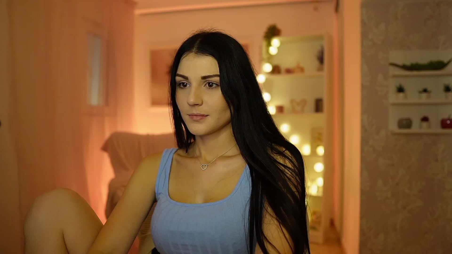 Gallery image thumbnail from Karlee_Grey__'s myfreecams stream on, 09/19/2023, 12:44 image 3 of 20