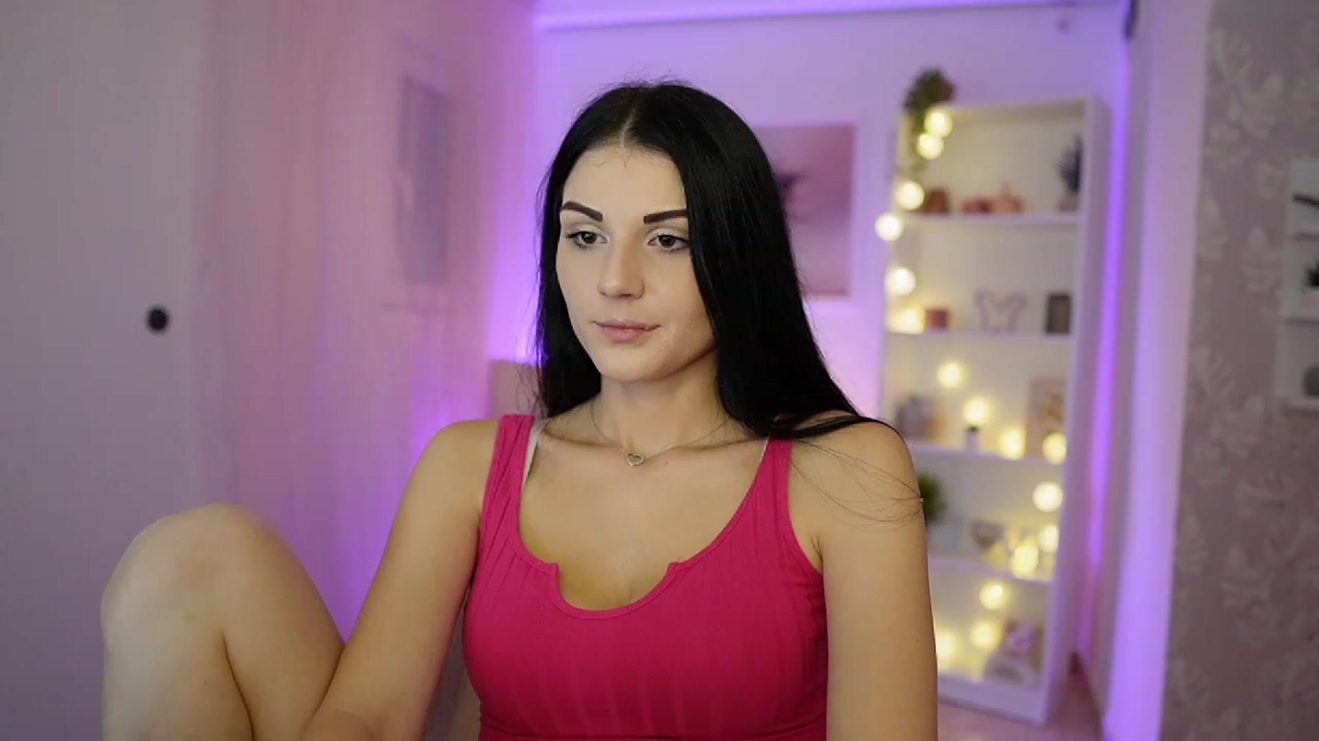 Gallery image thumbnail from Karlee_Grey__'s myfreecams stream on, 09/26/2023, 11:24 image 18 of 20