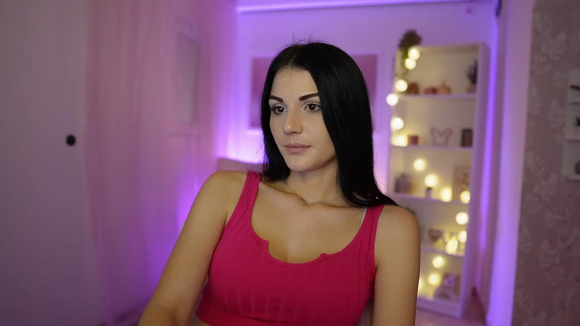 Gallery image thumbnail from Karlee_Grey__'s myfreecams stream on, 09/26/2023, 12:50 image 8 of 20