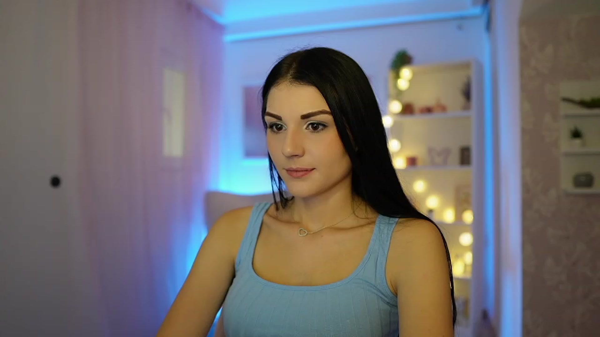 Gallery image thumbnail from Karlee_Grey__'s myfreecams stream on, 09/29/2023, 09:00 image 12 of 20