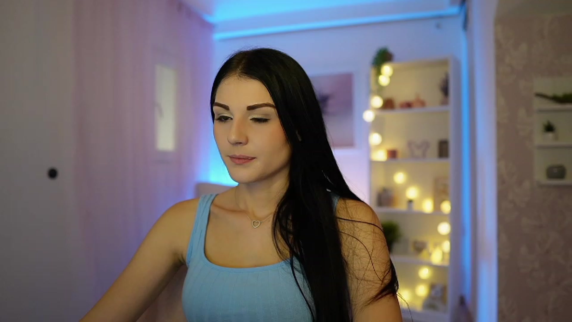 Gallery image thumbnail from Karlee_Grey__'s myfreecams stream on, 09/29/2023, 11:45 image 1 of 20