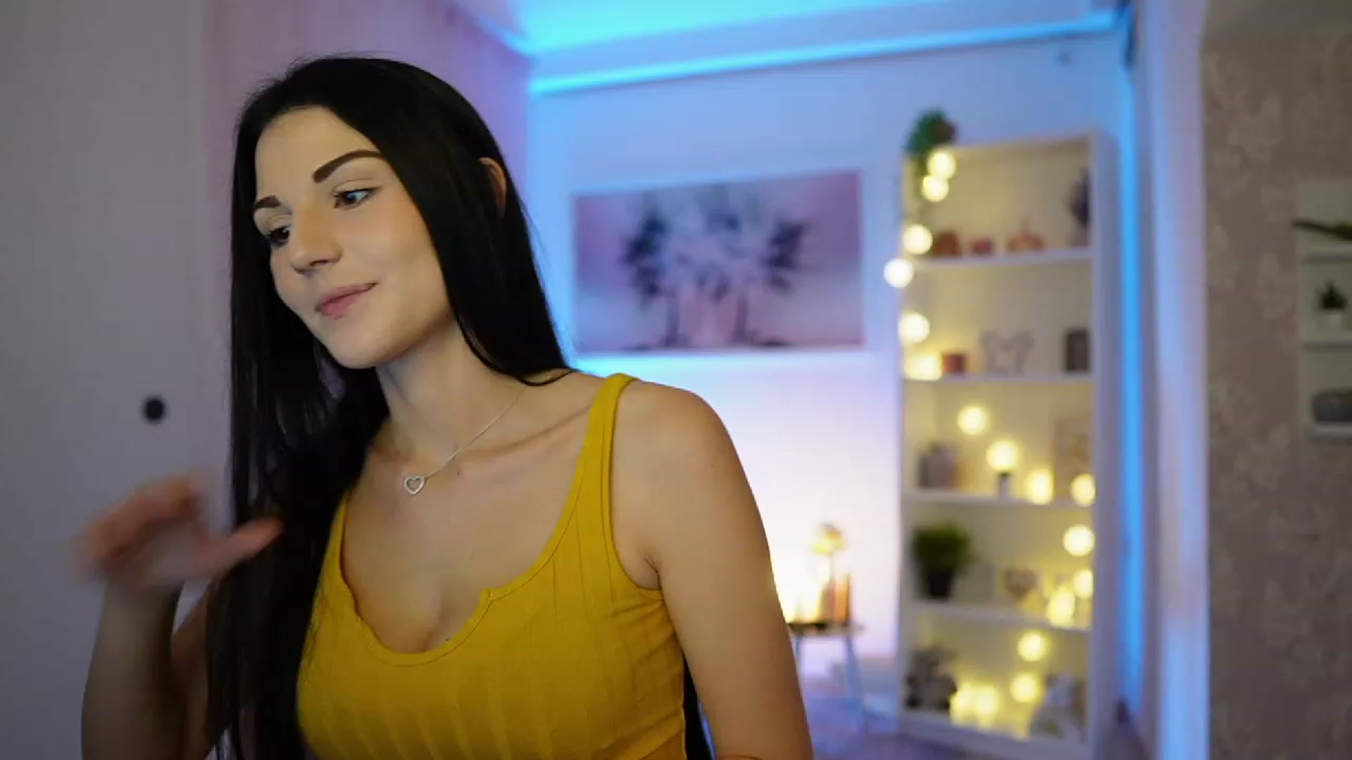 Gallery image thumbnail from Karlee_Grey__'s myfreecams stream on, 10/02/2023, 09:49 image 5 of 20