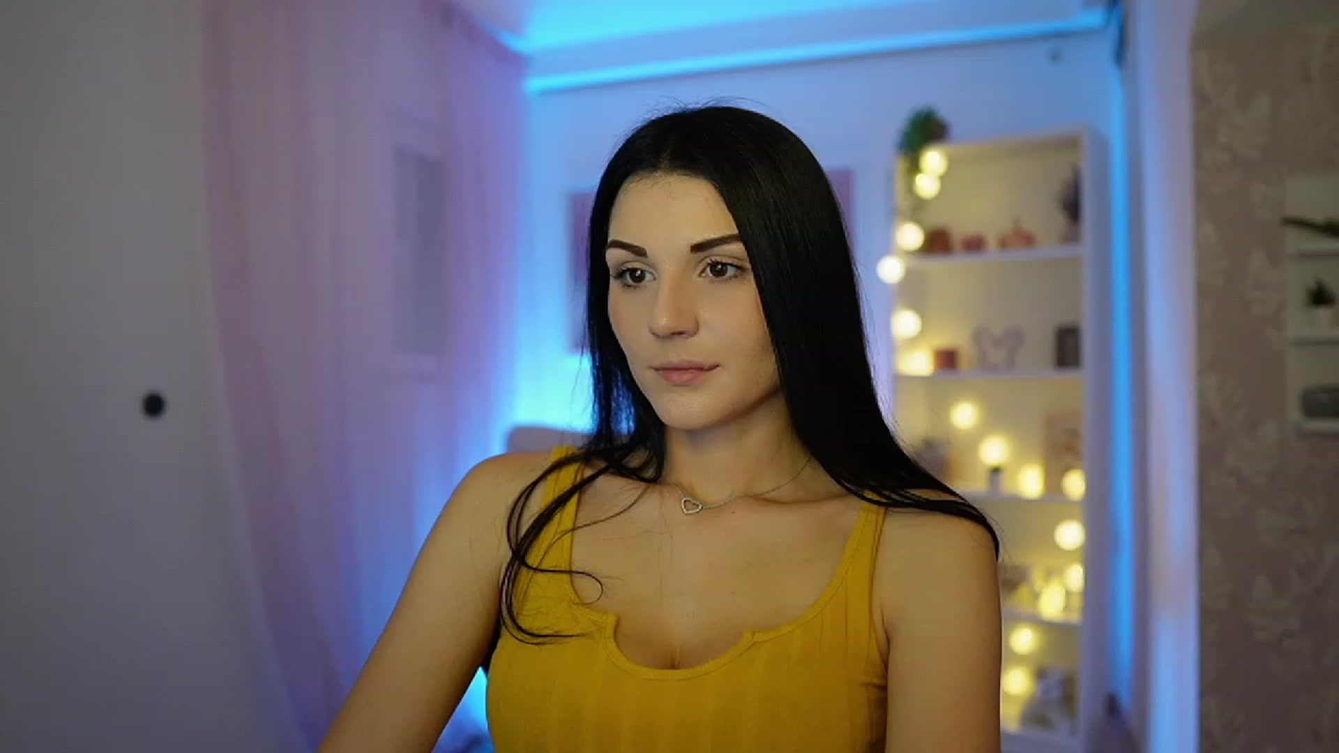 Gallery image thumbnail from Karlee_Grey__'s myfreecams stream on, 10/02/2023, 12:00 image 12 of 20