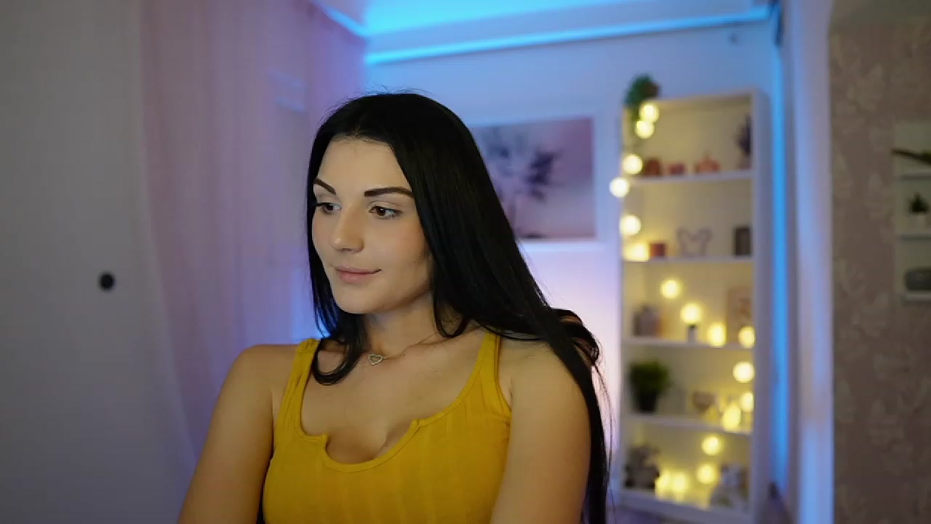 Gallery image thumbnail from Karlee_Grey__'s myfreecams stream on, 10/02/2023, 12:55 image 18 of 20