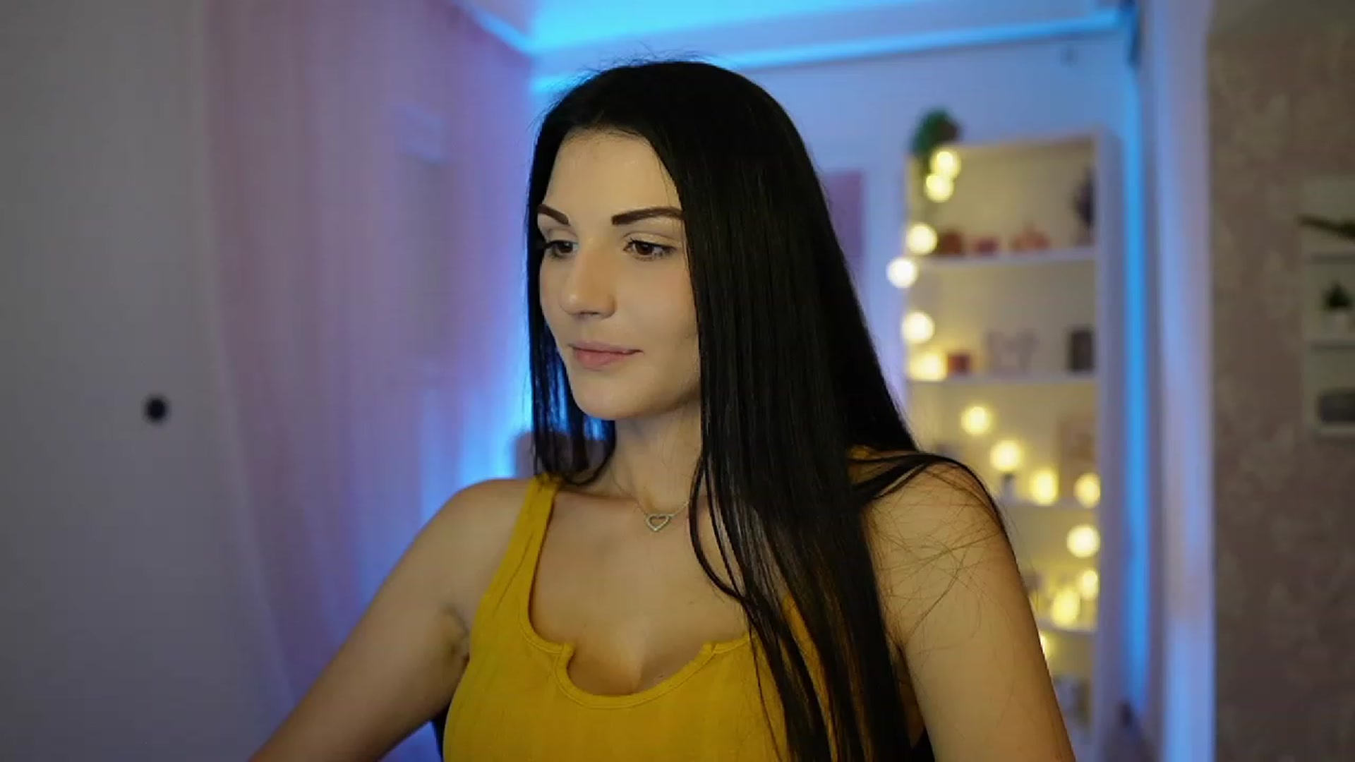 Gallery image thumbnail from Karlee_Grey__'s myfreecams stream on, 10/02/2023, 12:55 image 12 of 20