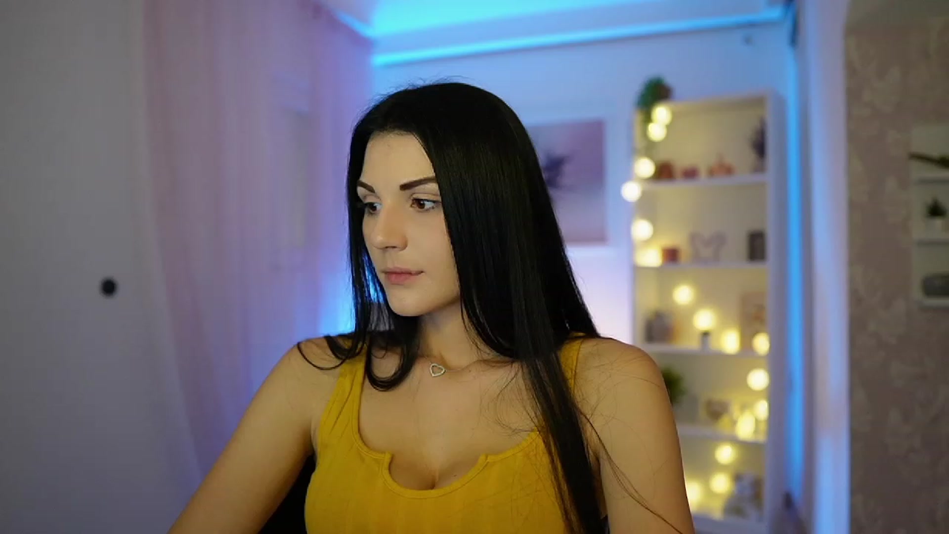 Gallery image thumbnail from Karlee_Grey__'s myfreecams stream on, 10/02/2023, 12:55 image 17 of 20