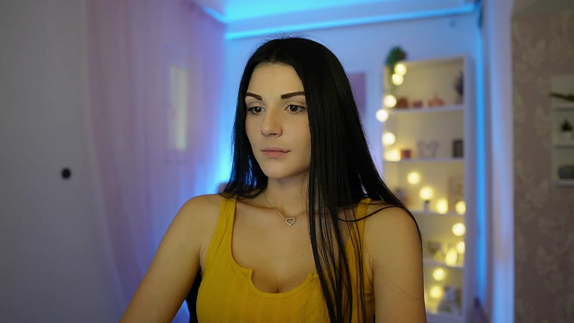 Gallery image thumbnail from Karlee_Grey__'s myfreecams stream on, 10/02/2023, 12:55 image 7 of 20