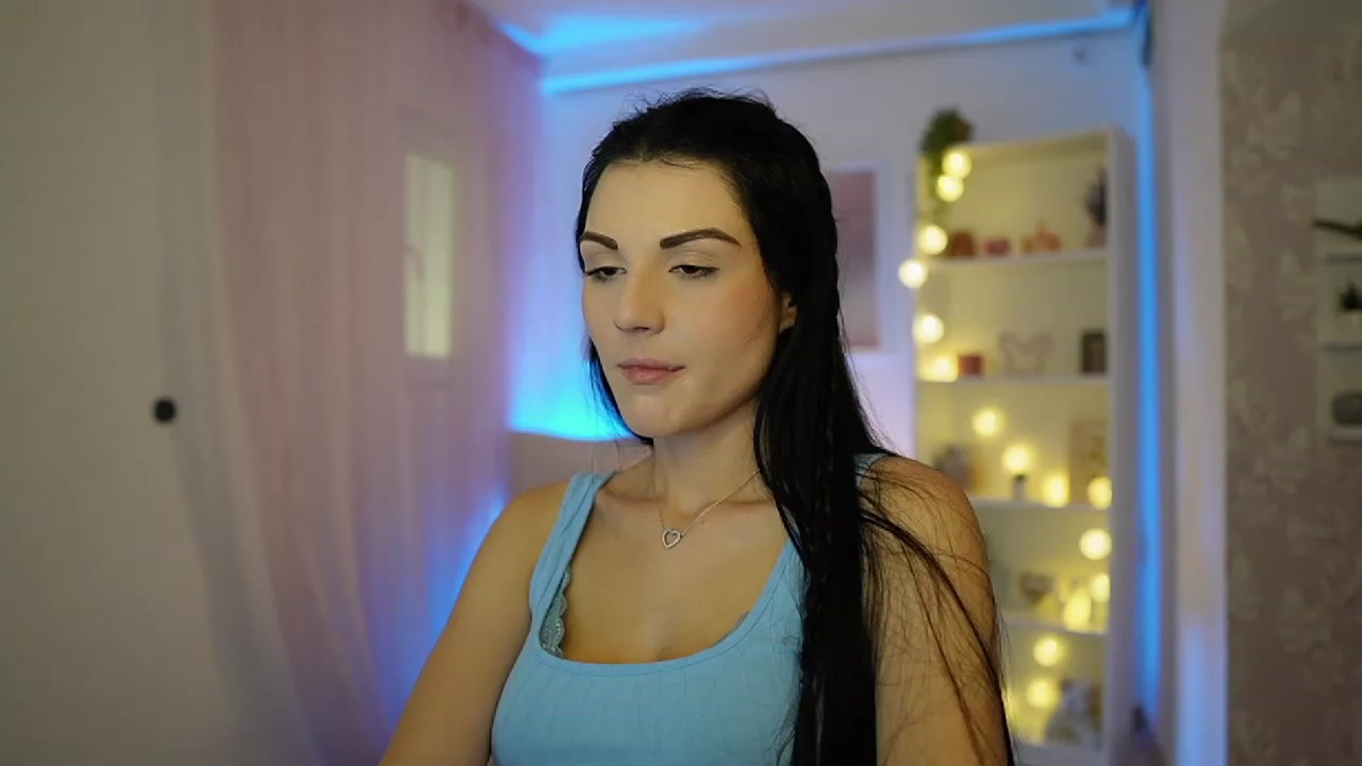 Gallery image thumbnail from Karlee_Grey__'s myfreecams stream on, 10/03/2023, 12:49 image 20 of 20