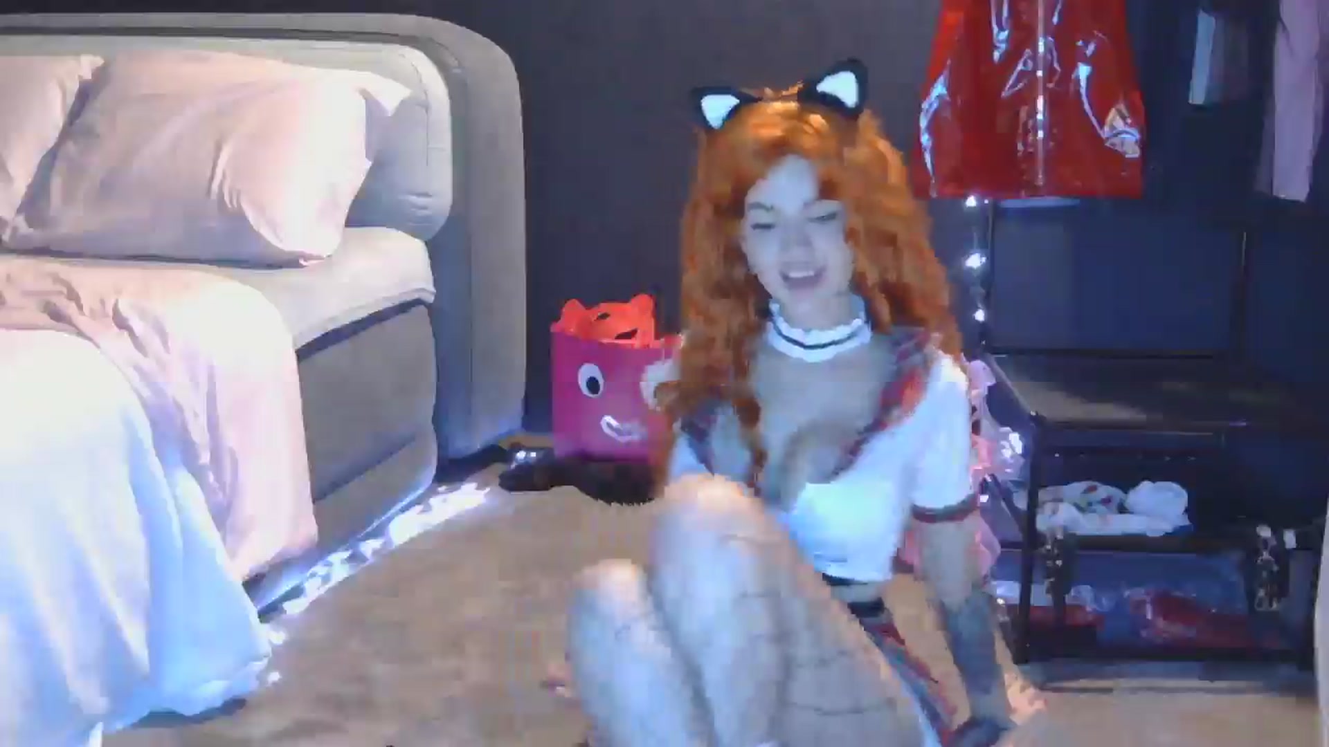 Gallery image thumbnail from Karly_Lu's myfreecams stream on, 02/03/2026, 20:00 image 19 of 20