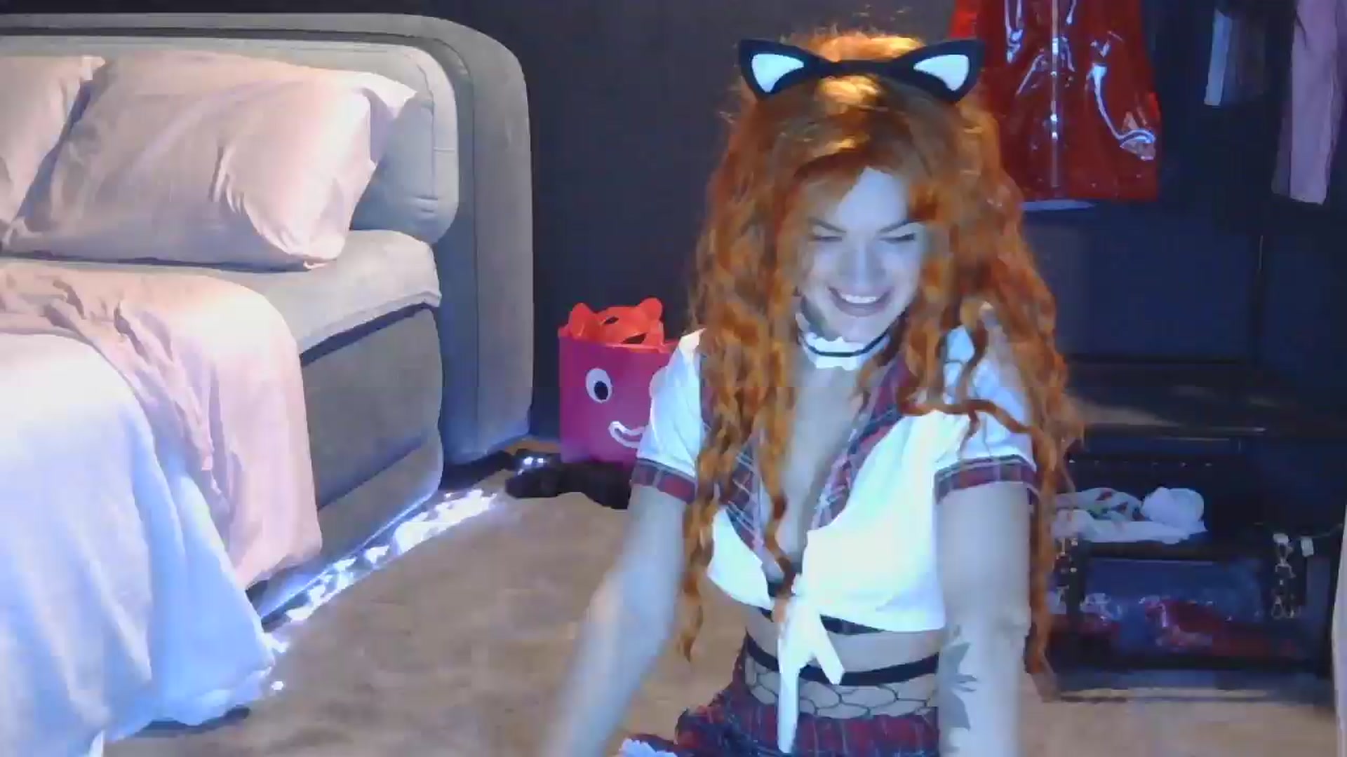 Gallery image thumbnail from Karly_Lu's myfreecams stream on, 02/03/2026, 20:00 image 18 of 20