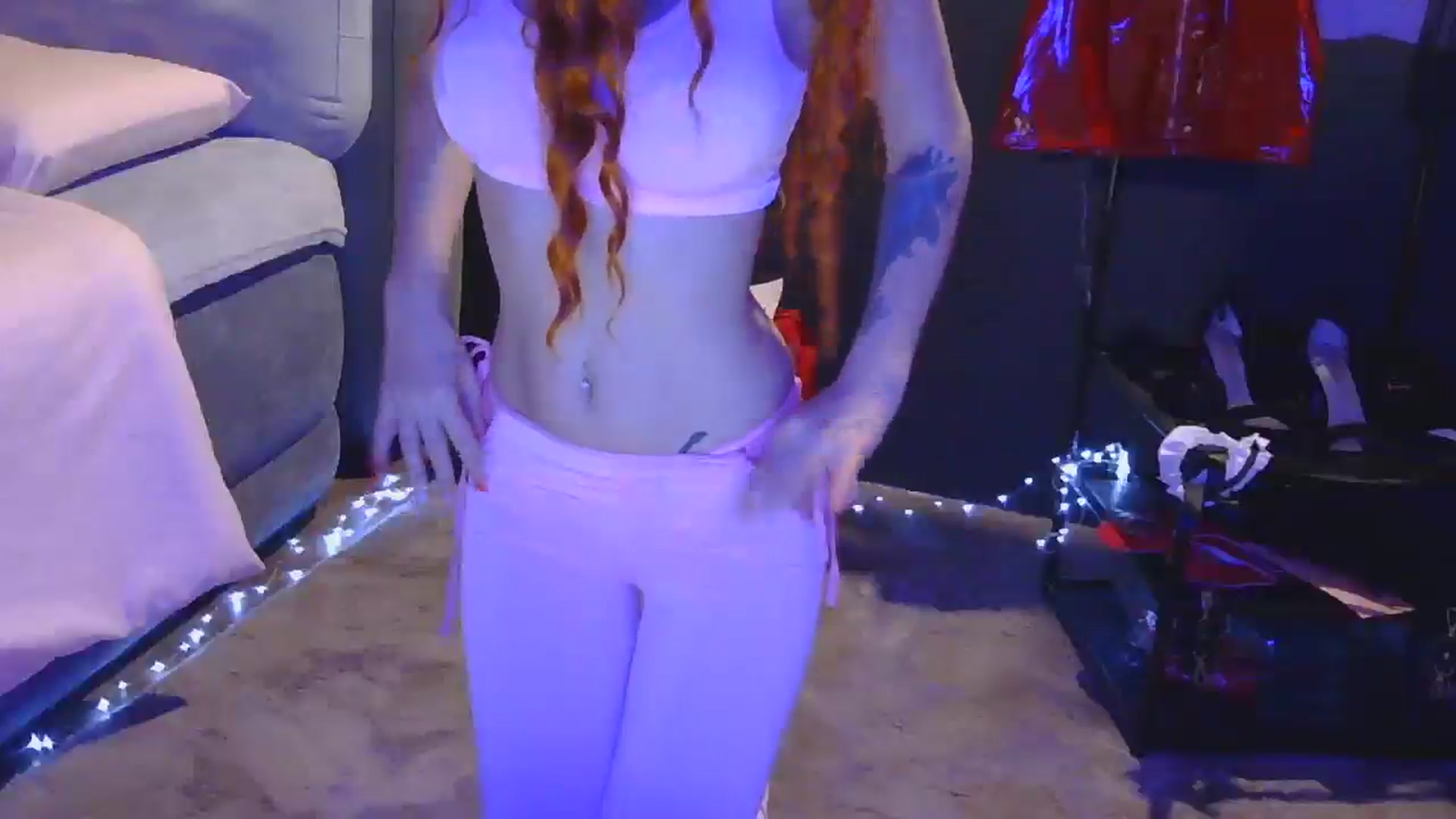 Gallery image thumbnail from Karly_Lu's myfreecams stream on, 02/04/2026, 16:07 image 8 of 20