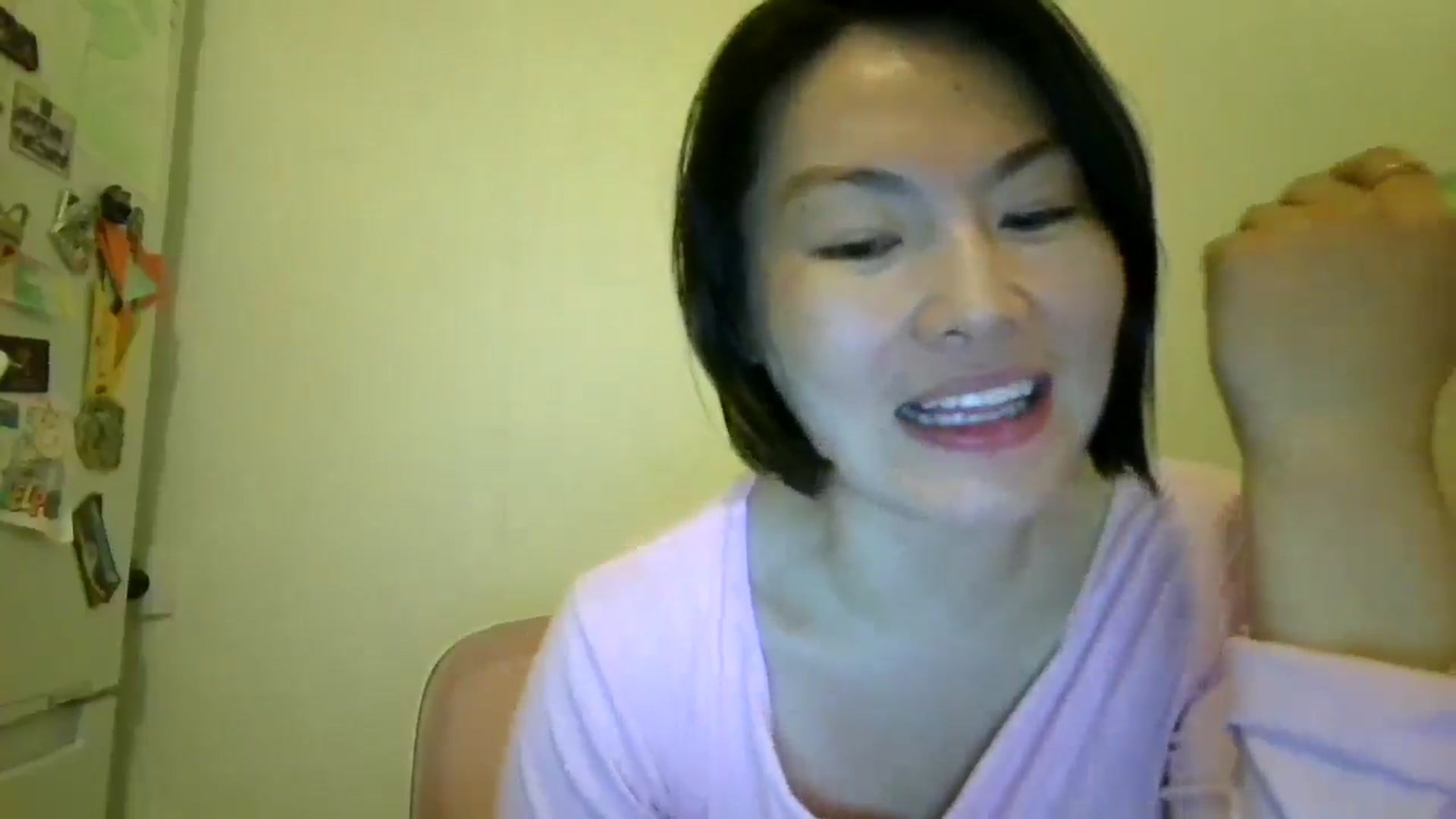 Gallery image thumbnail from Karlyo's myfreecams stream on, 12/21/2025, 13:42 image 15 of 20