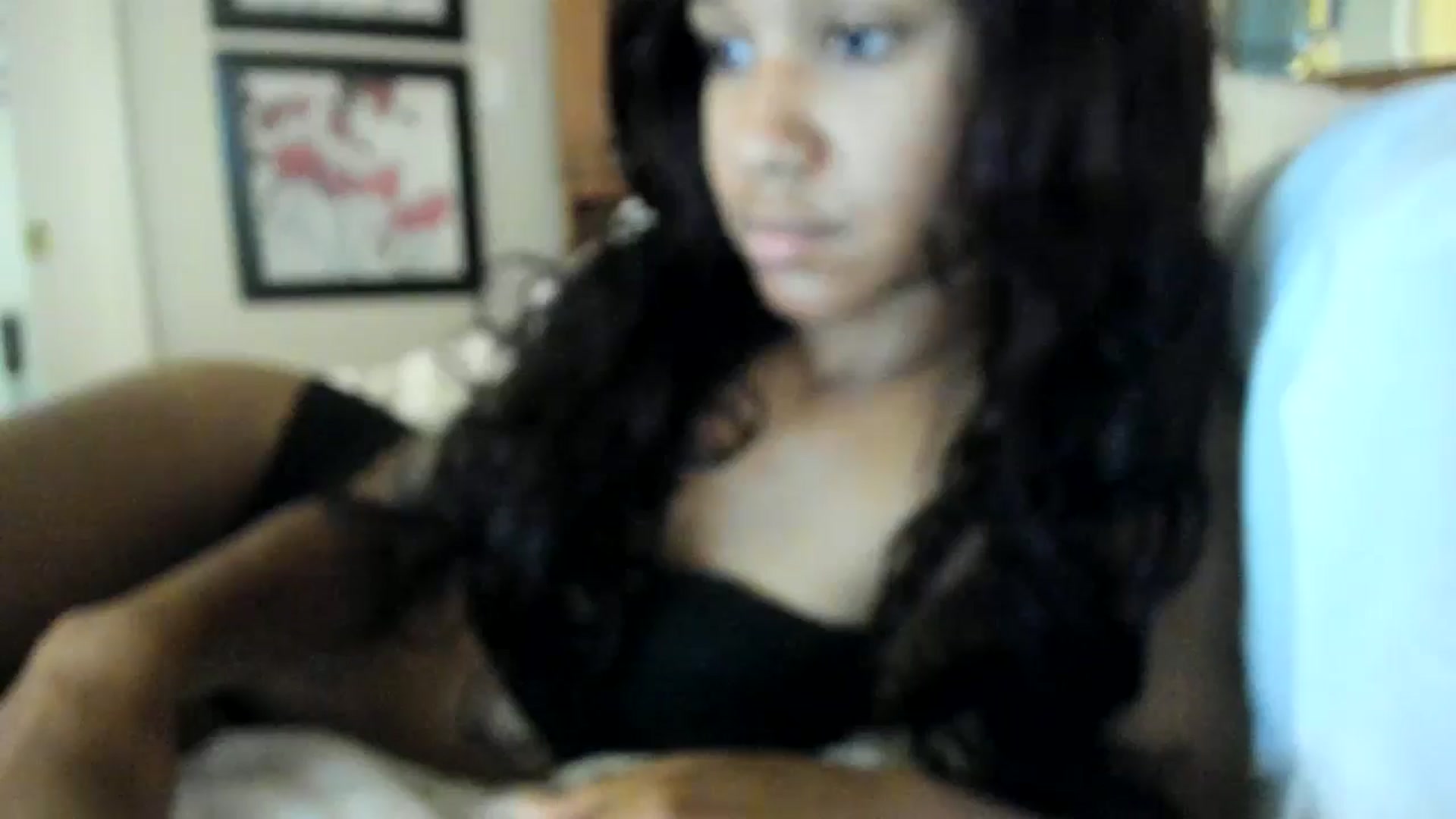 Gallery image thumbnail from KarmaLove's myfreecams stream on, 10/13/2024, 15:48 image 14 of 20
