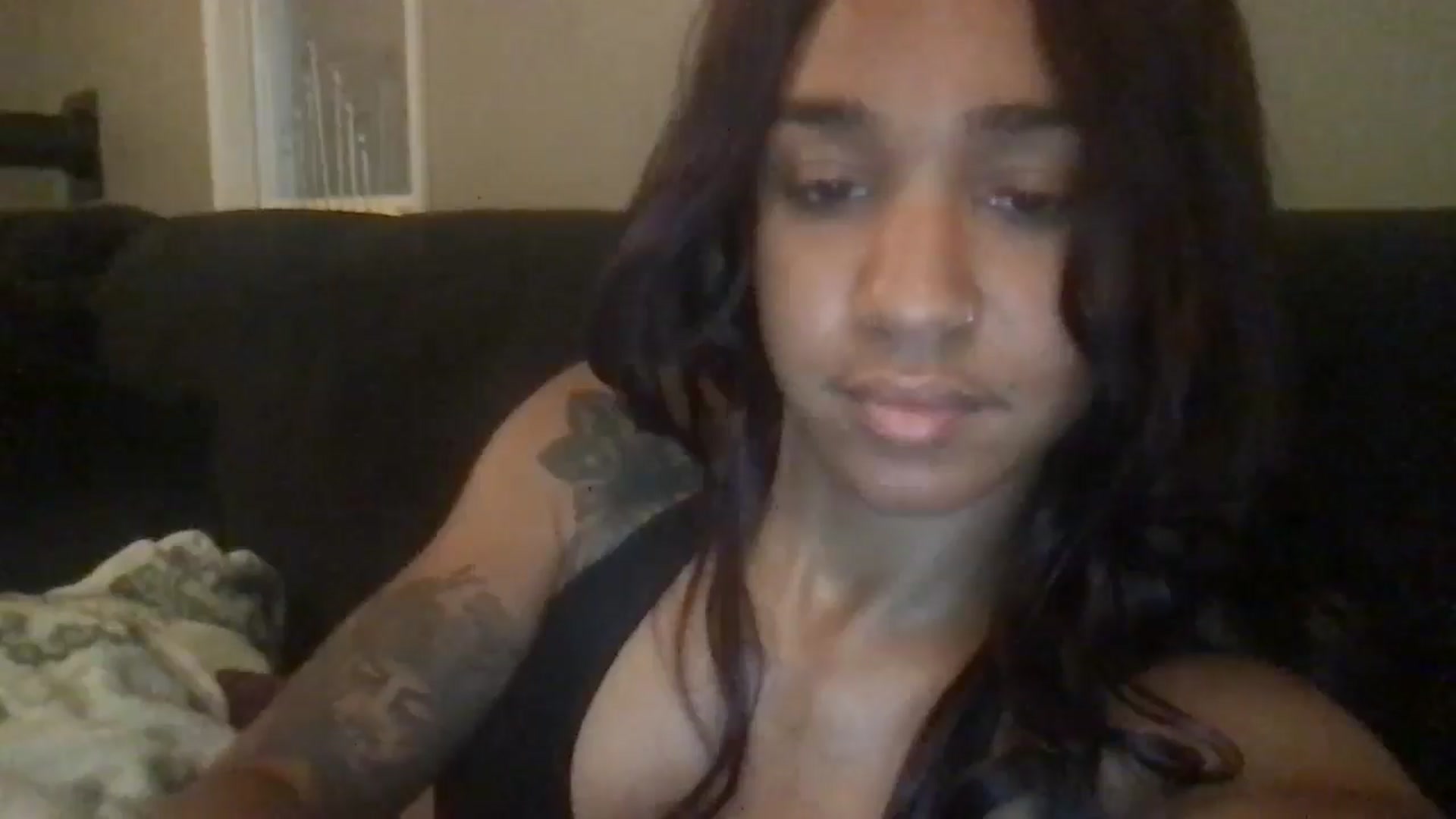 Gallery image thumbnail from KarmaLove's myfreecams stream on, 11/15/2024, 16:01 image 9 of 20