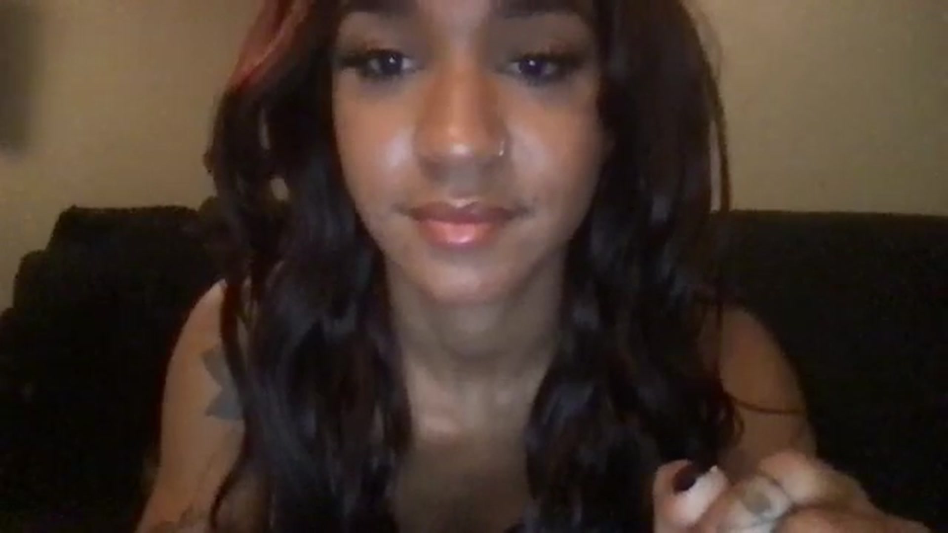 Gallery image thumbnail from KarmaLove's myfreecams stream on, 11/17/2024, 06:56 image 7 of 20