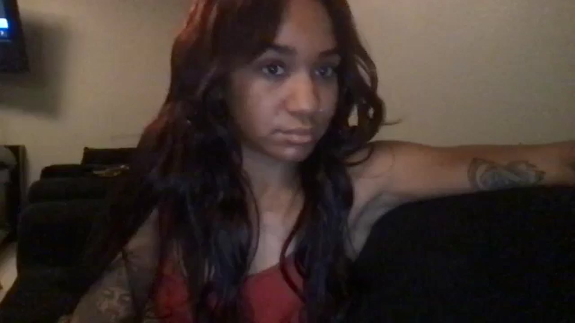 Gallery image thumbnail from KarmaLove's myfreecams stream on, 11/21/2024, 24:55 image 1 of 20