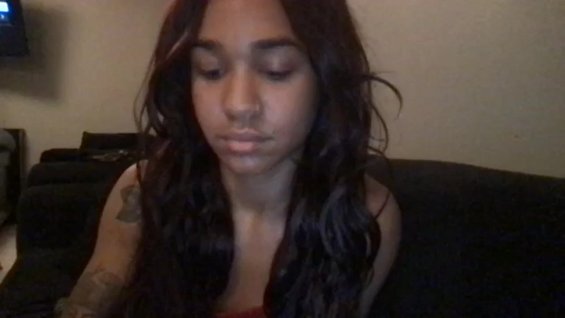 Gallery image thumbnail from KarmaLove's myfreecams stream on, 11/21/2024, 24:55 image 16 of 20