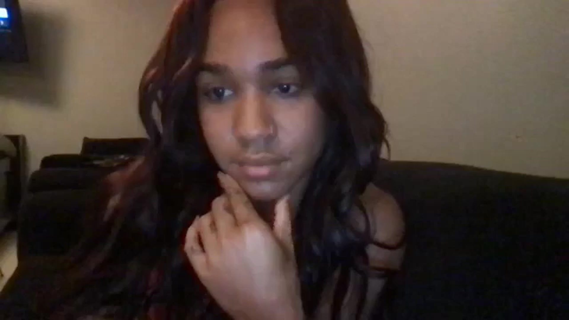 Gallery image thumbnail from KarmaLove's myfreecams stream on, 11/21/2024, 24:55 image 6 of 20