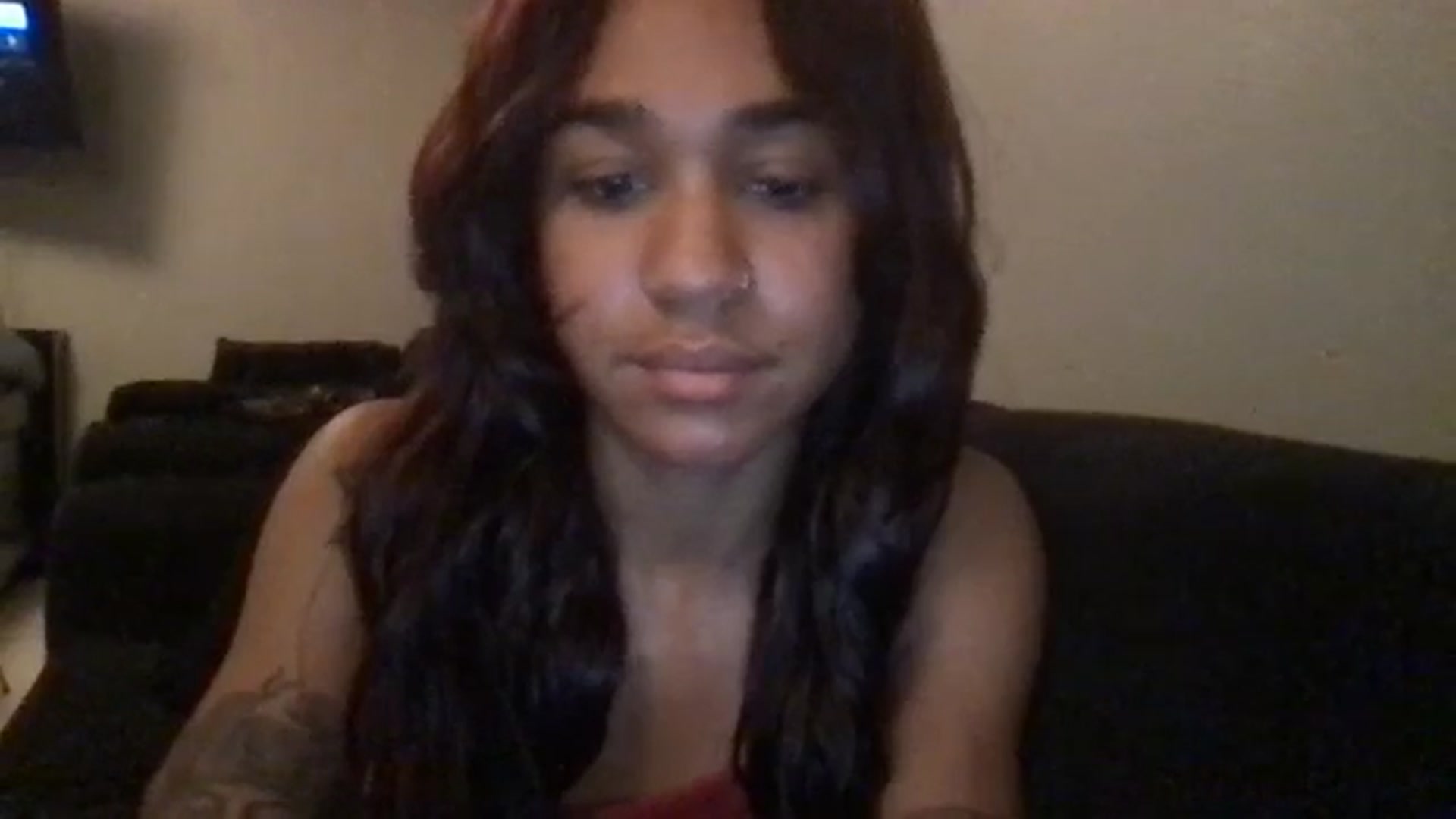 Gallery image thumbnail from KarmaLove's myfreecams stream on, 11/21/2024, 24:55 image 13 of 20