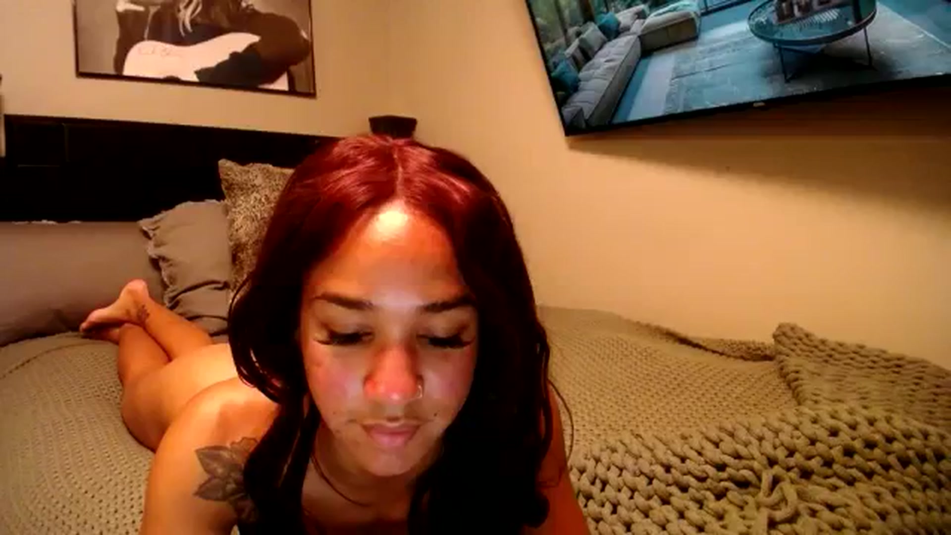 Gallery image thumbnail from KarmaLove's myfreecams stream on, 11/21/2024, 22:32 image 12 of 20