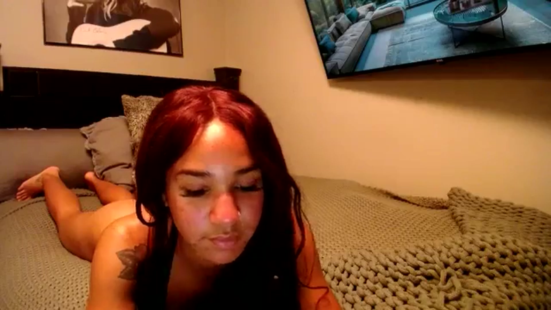 Gallery image thumbnail from KarmaLove's myfreecams stream on, 11/21/2024, 22:32 image 9 of 20